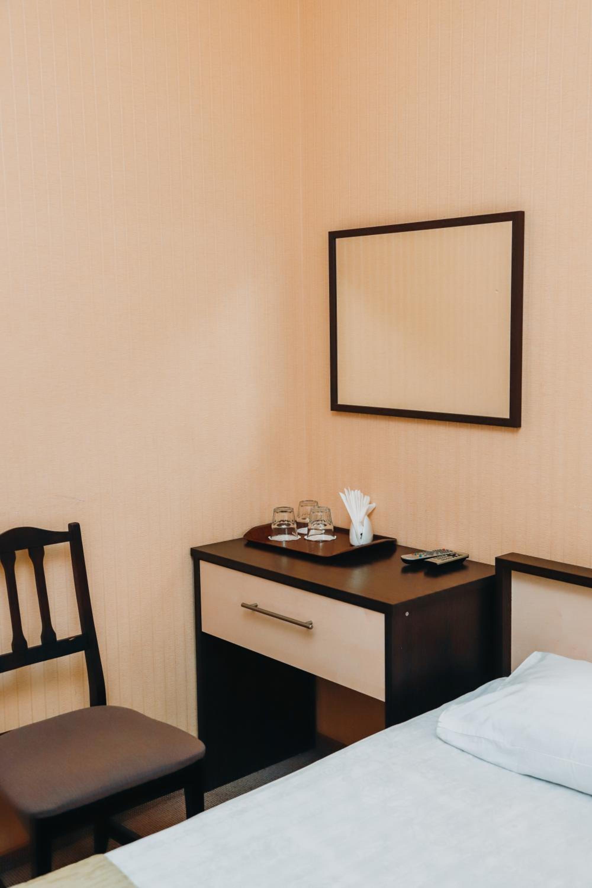 Budget Triple Room photo 3