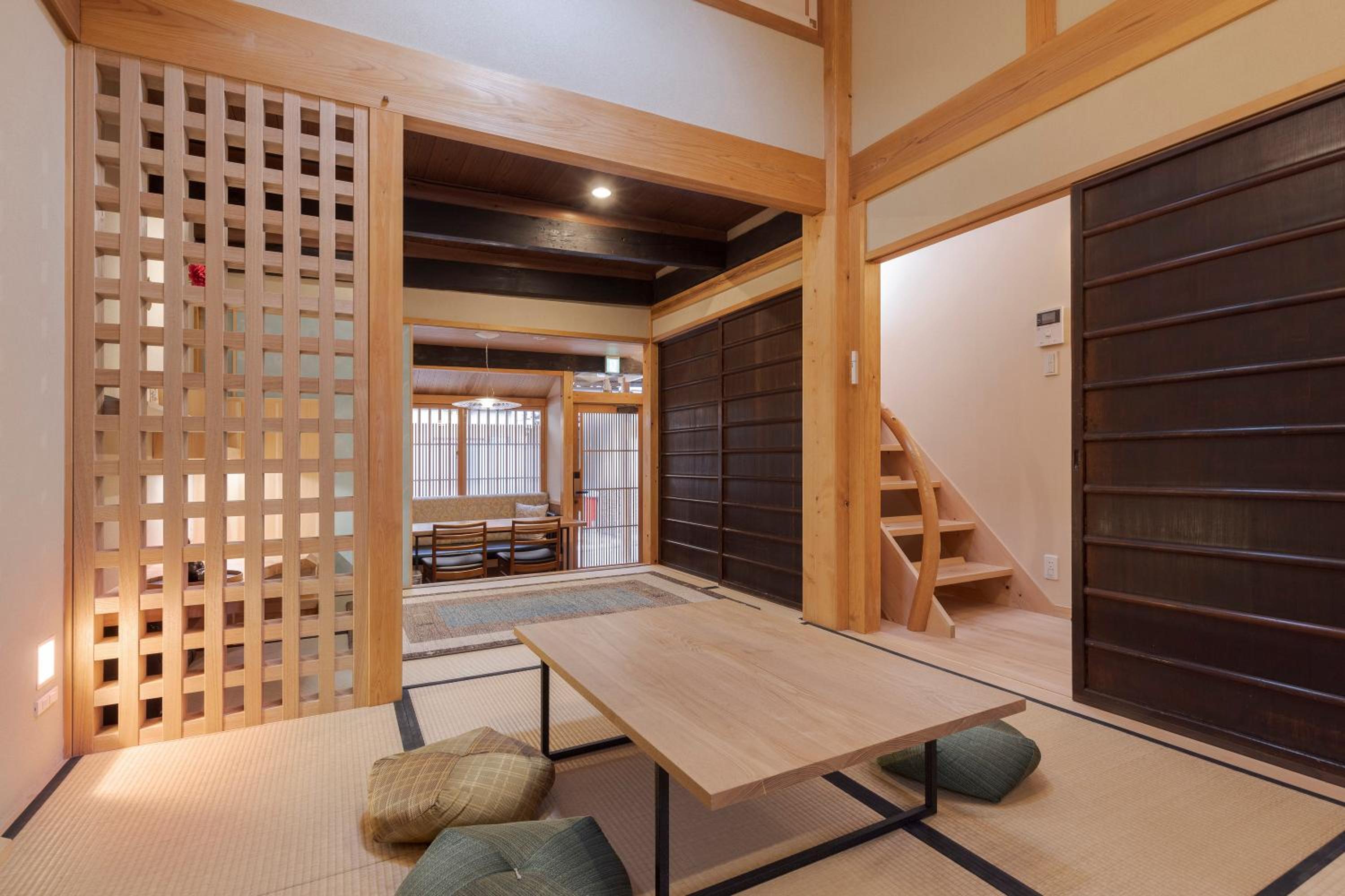 Japanese-Style Townhouse - Photo 27