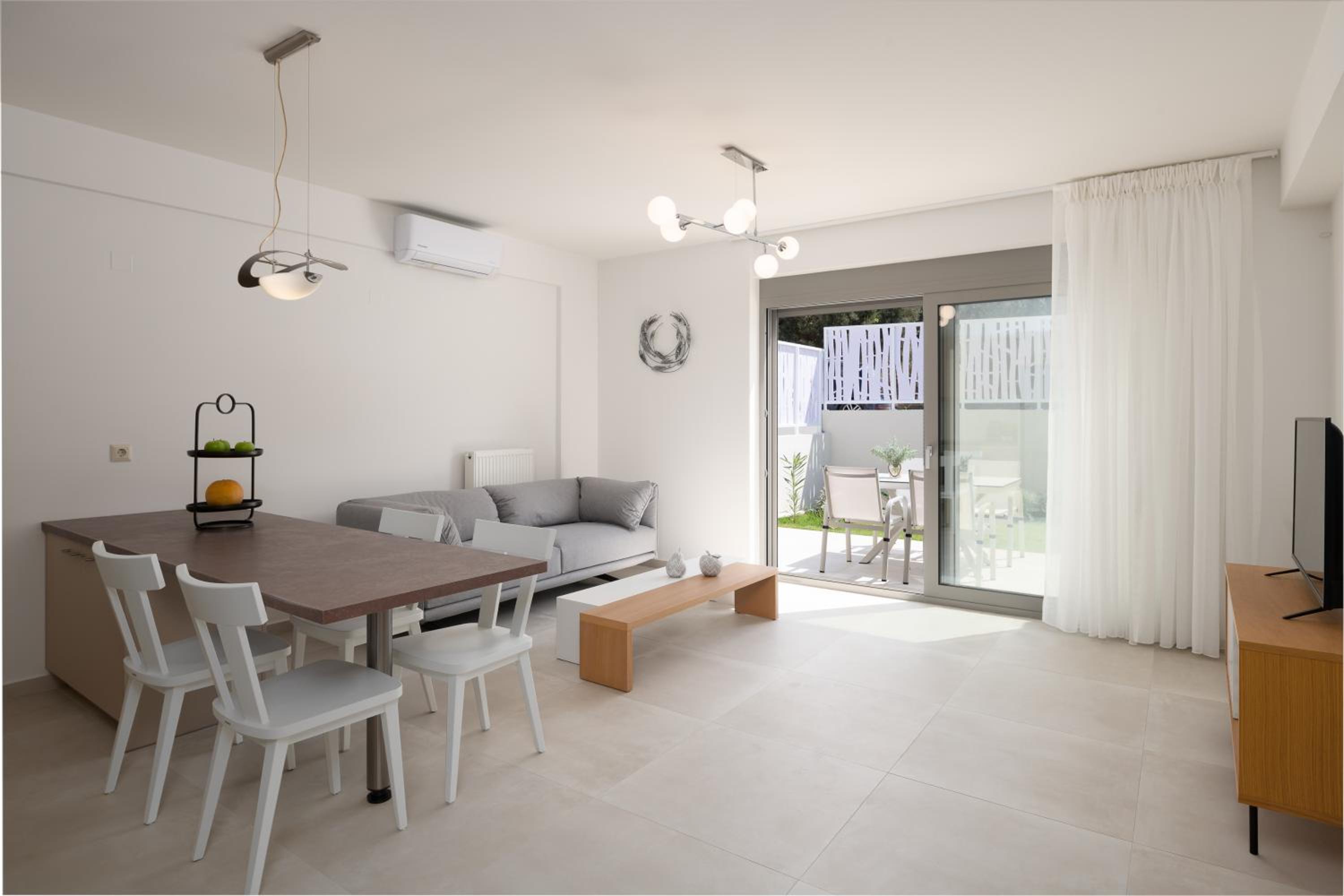 Apartment with Garden View