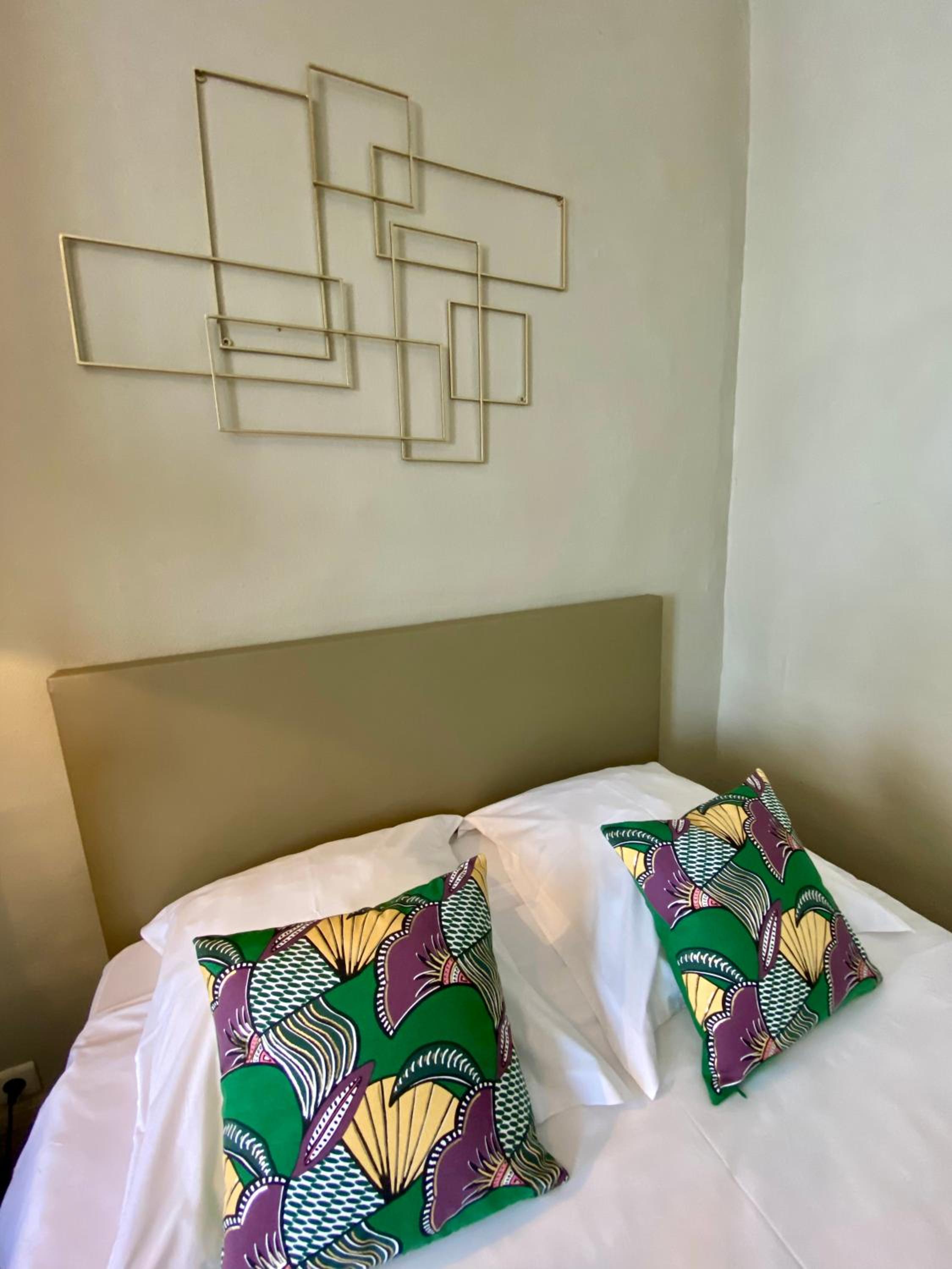 Basic Quadruple Room with Shared Bathroom