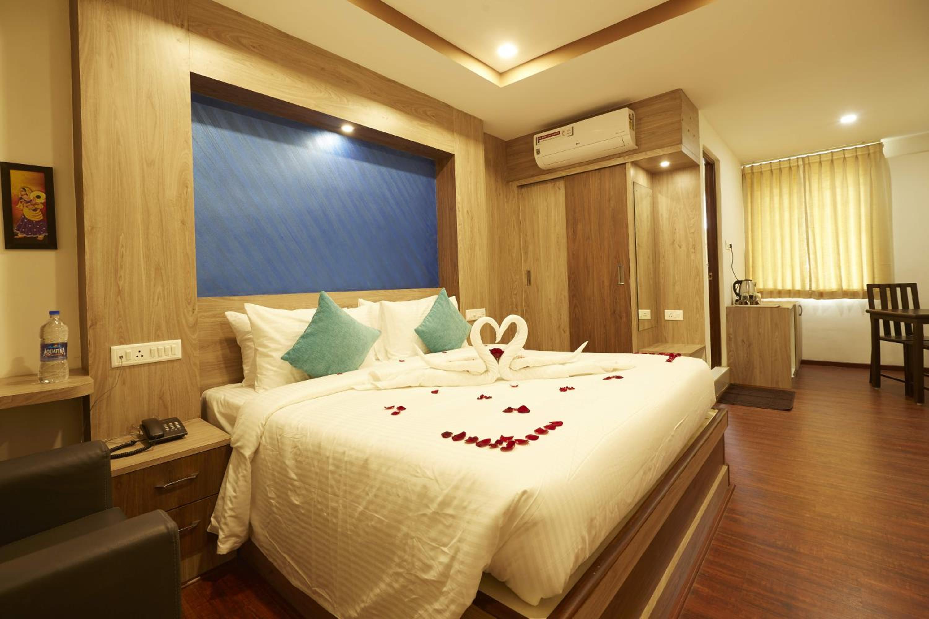 Deluxe Double Room - Photo 5