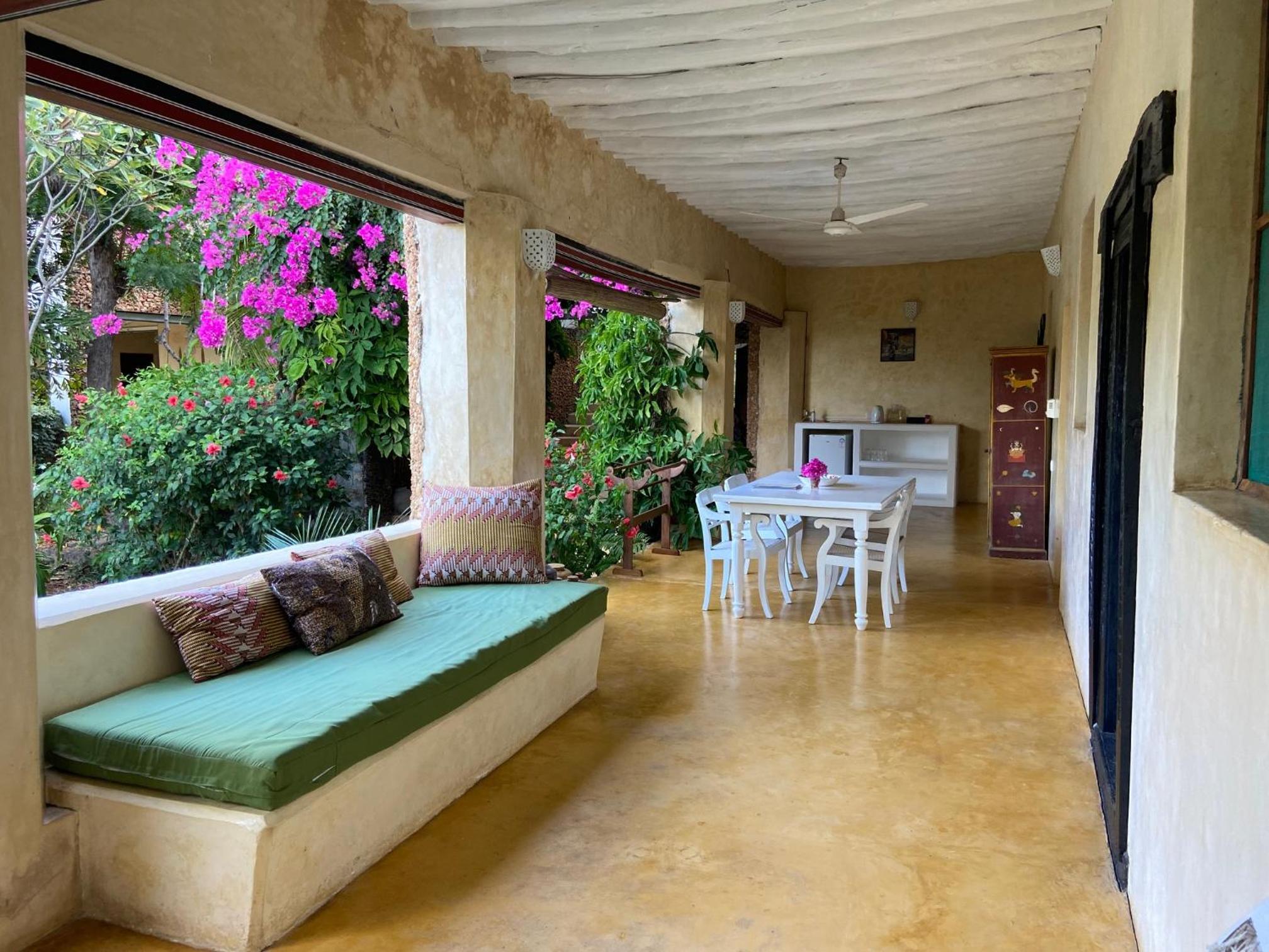 Double Room with Extra Bed - Photo 4