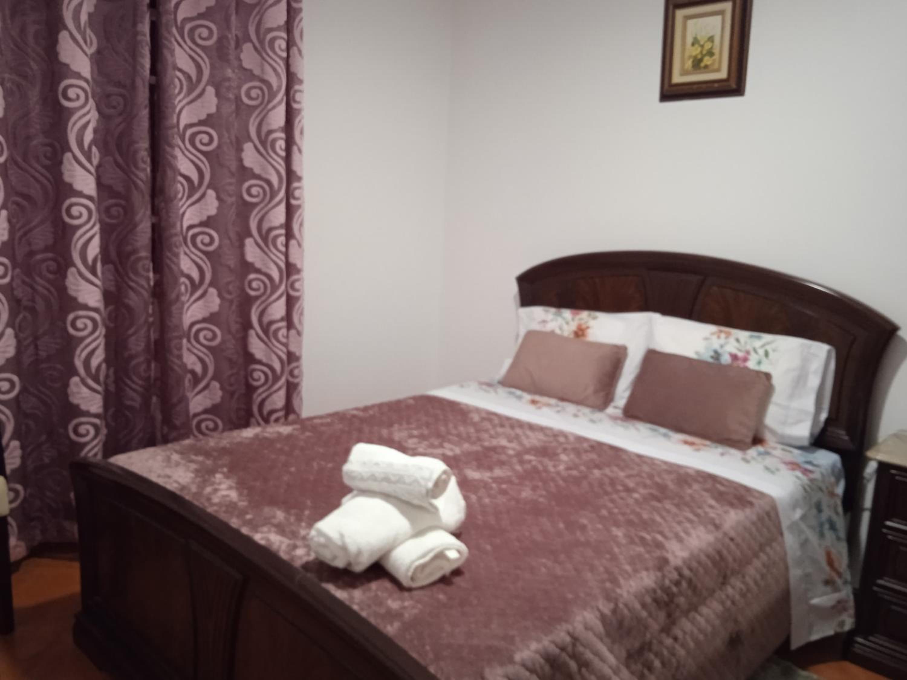 Two-Bedroom House - Photo 10