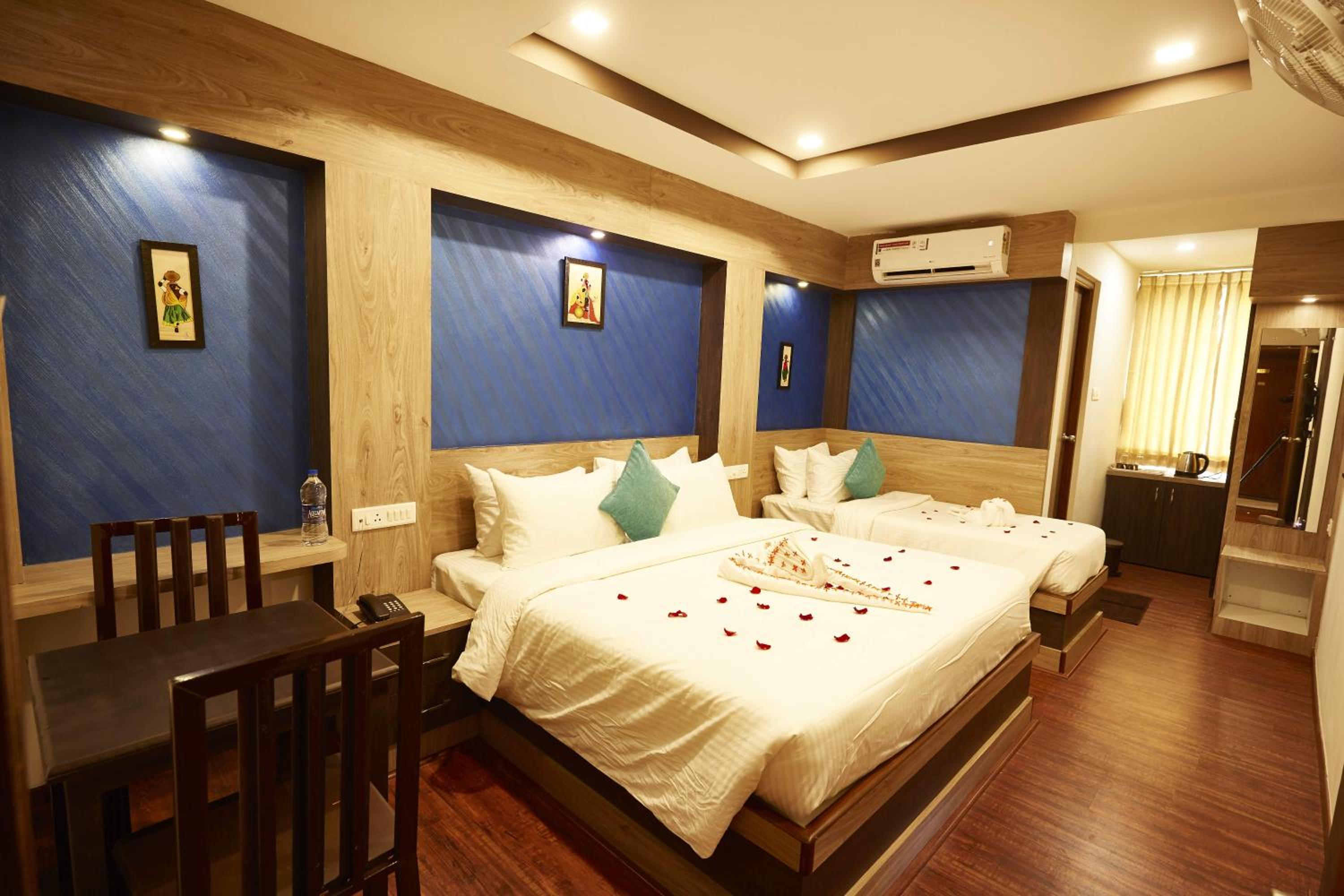 Deluxe Triple Room - Photo 4
