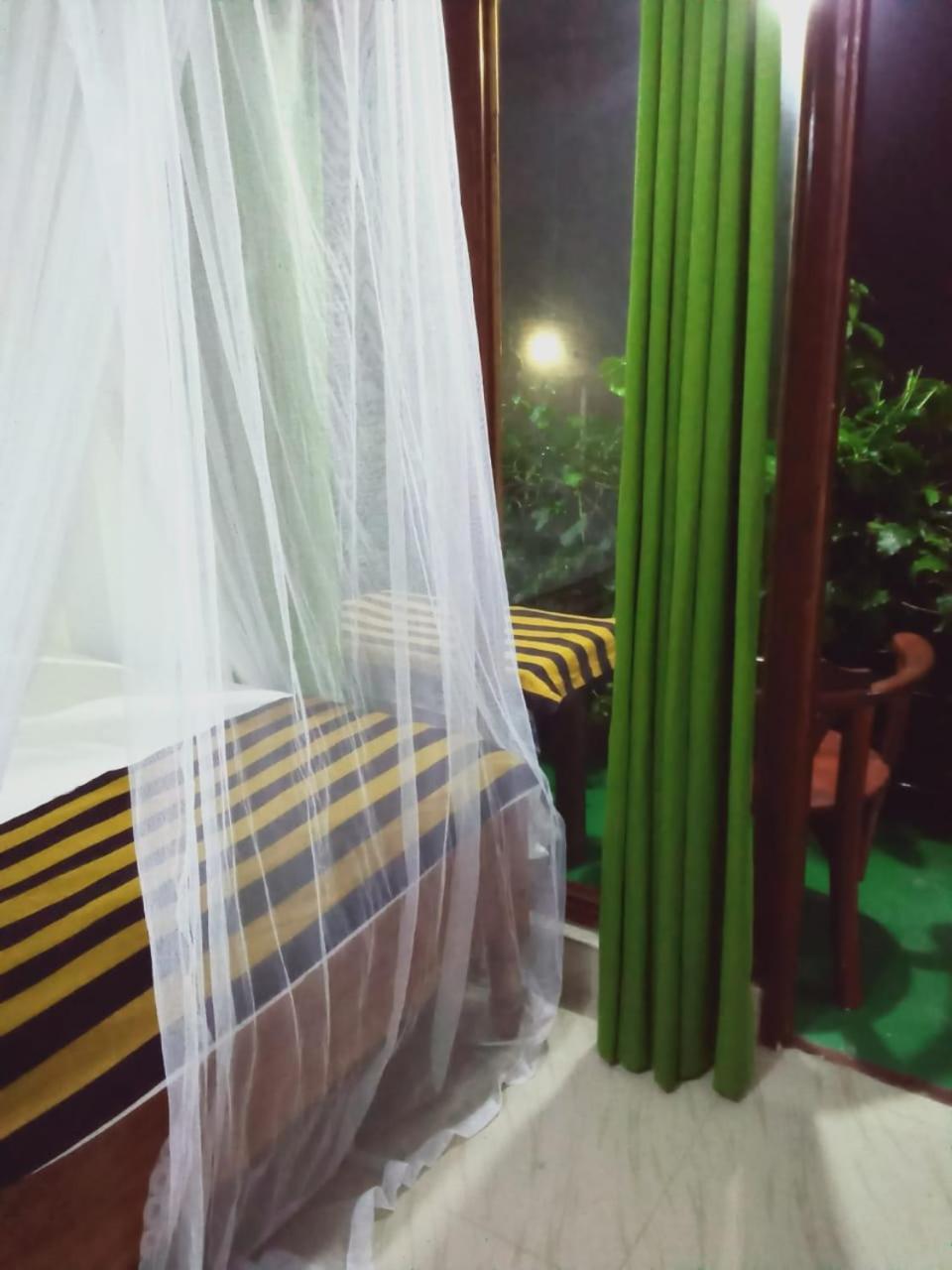 Budget Twin Room photo 3