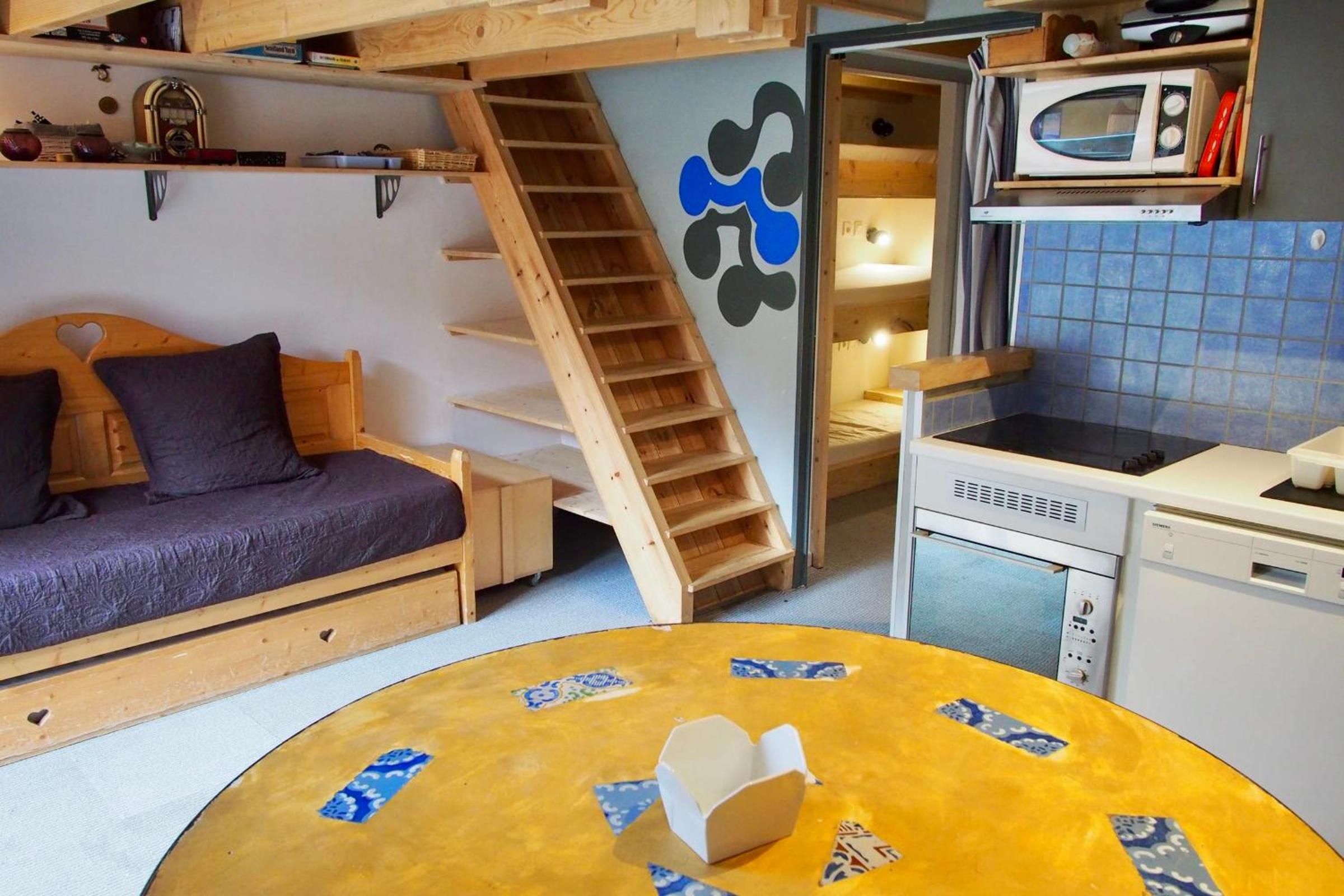Apartment - Ground Floor - Photo 3