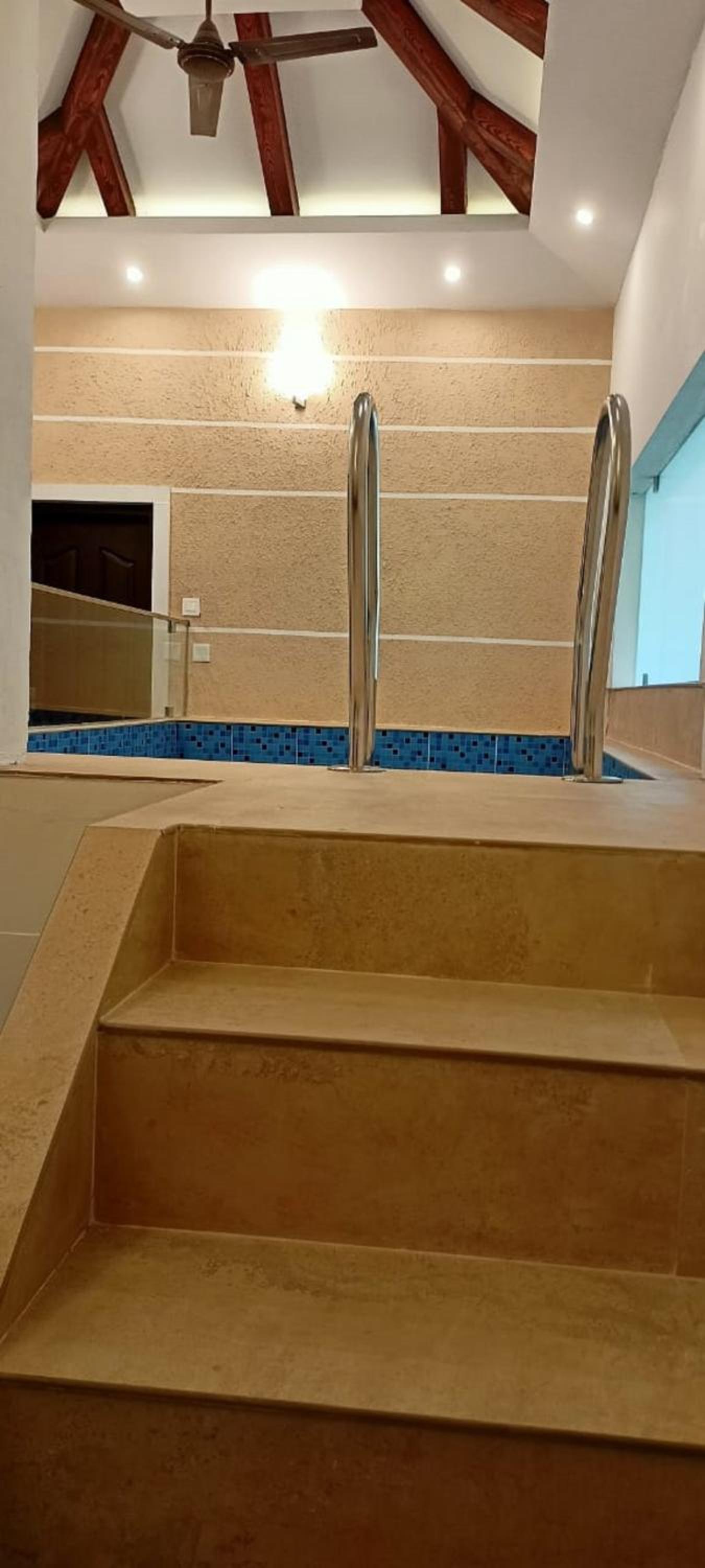 Villa with Private Pool - Photo 17