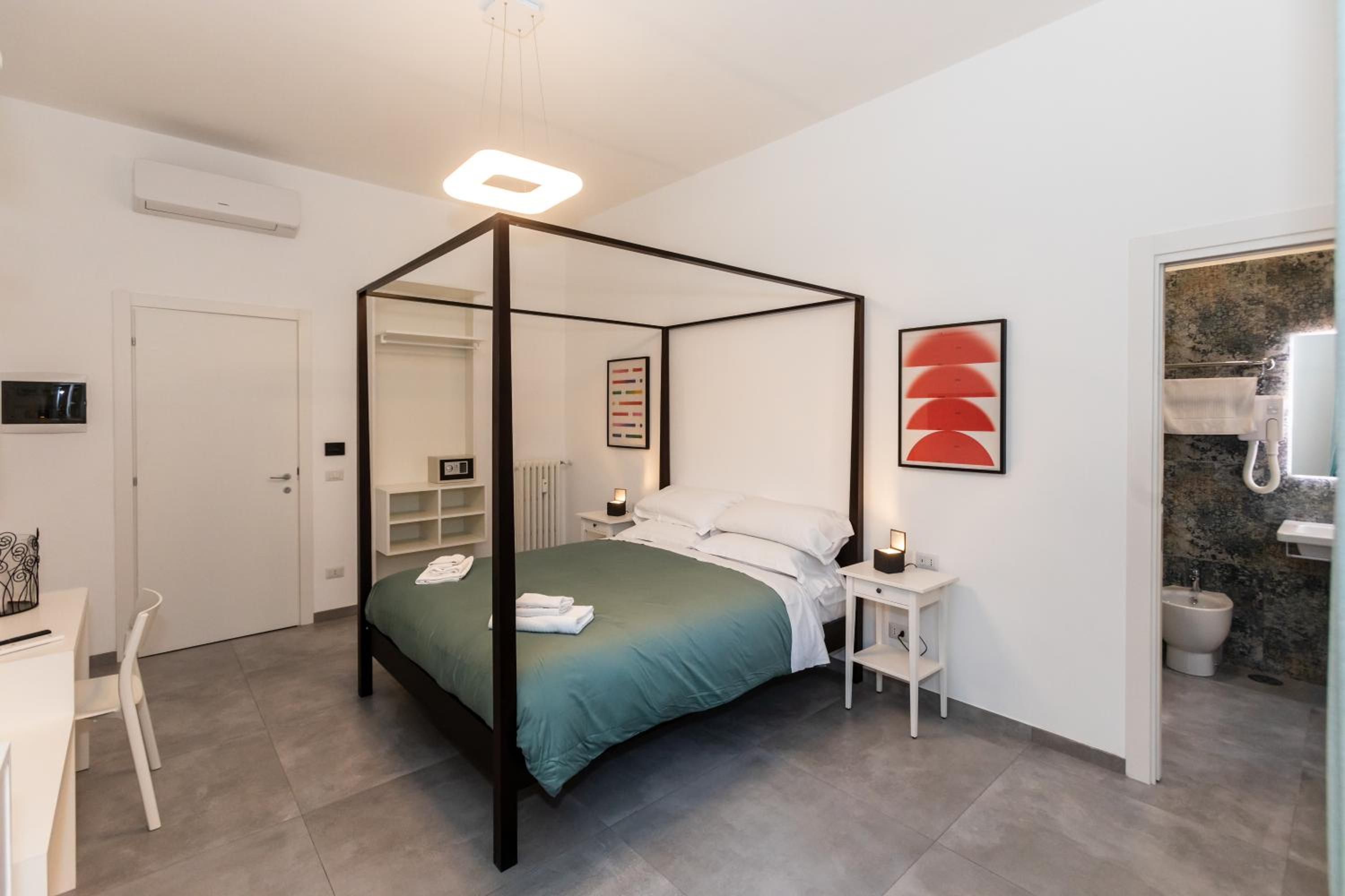 Superior Double Room photo 2
