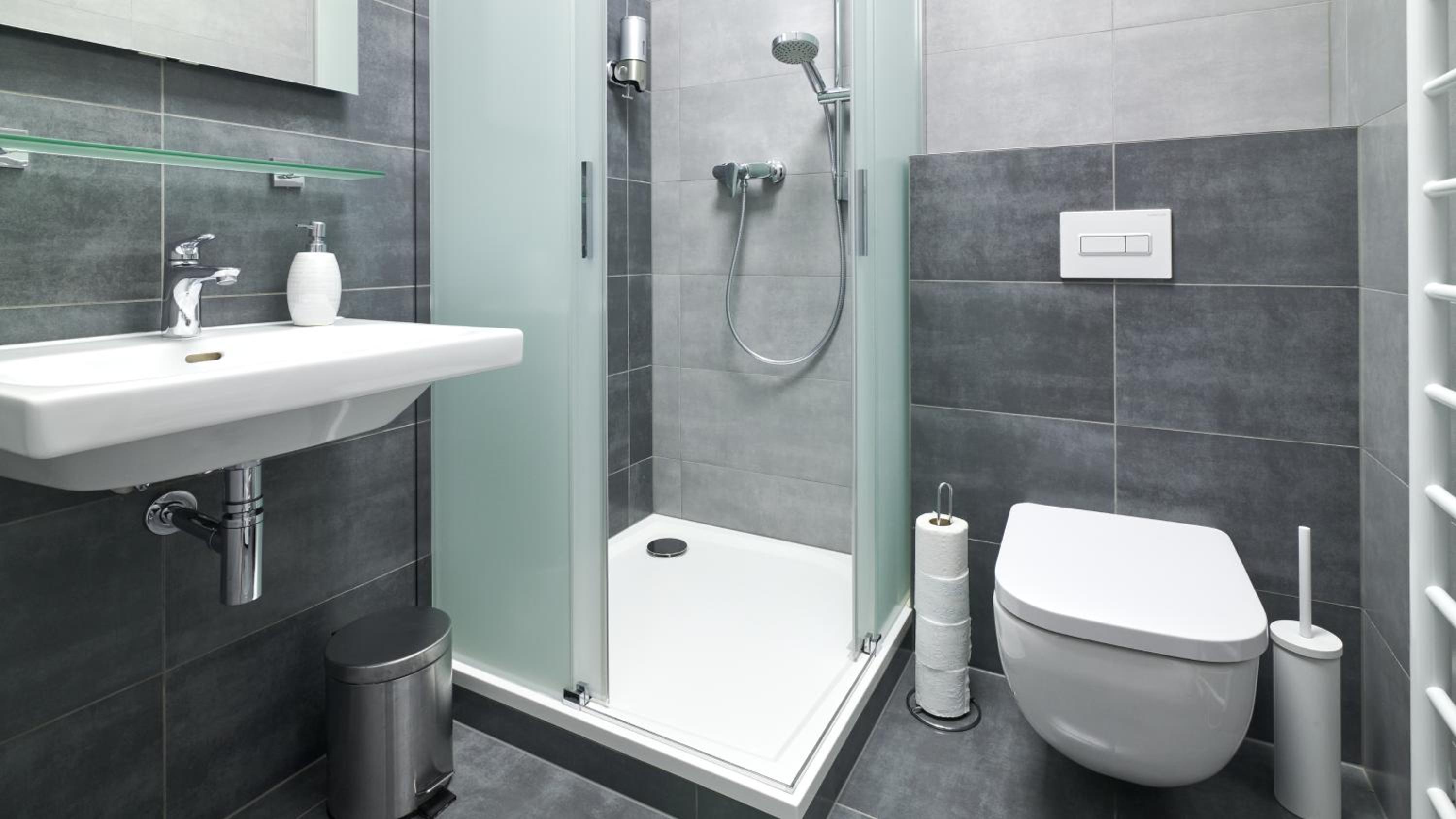 Quadruple Room with Private Bathroom - Photo 5