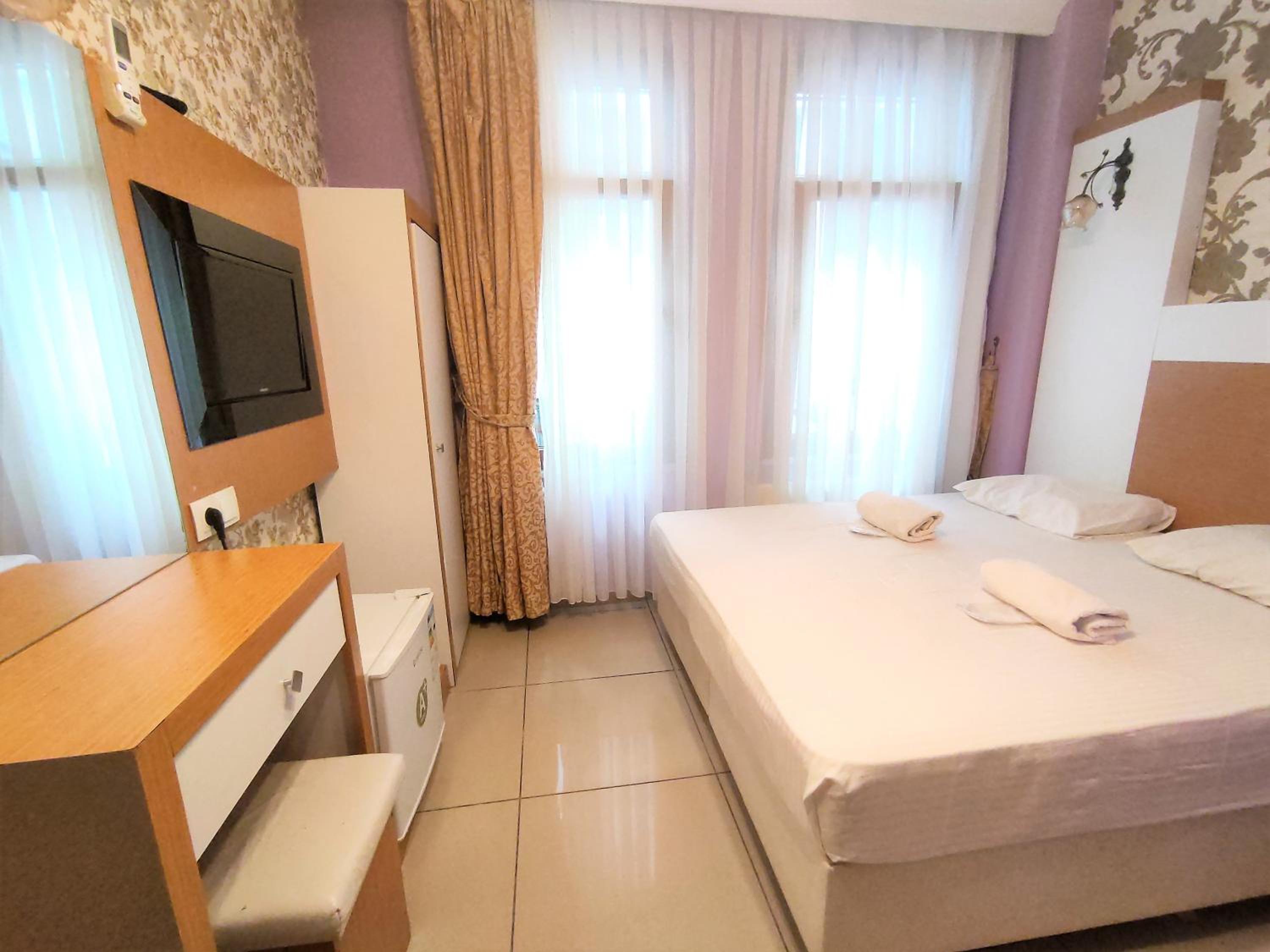 Standard Double Room photo 1