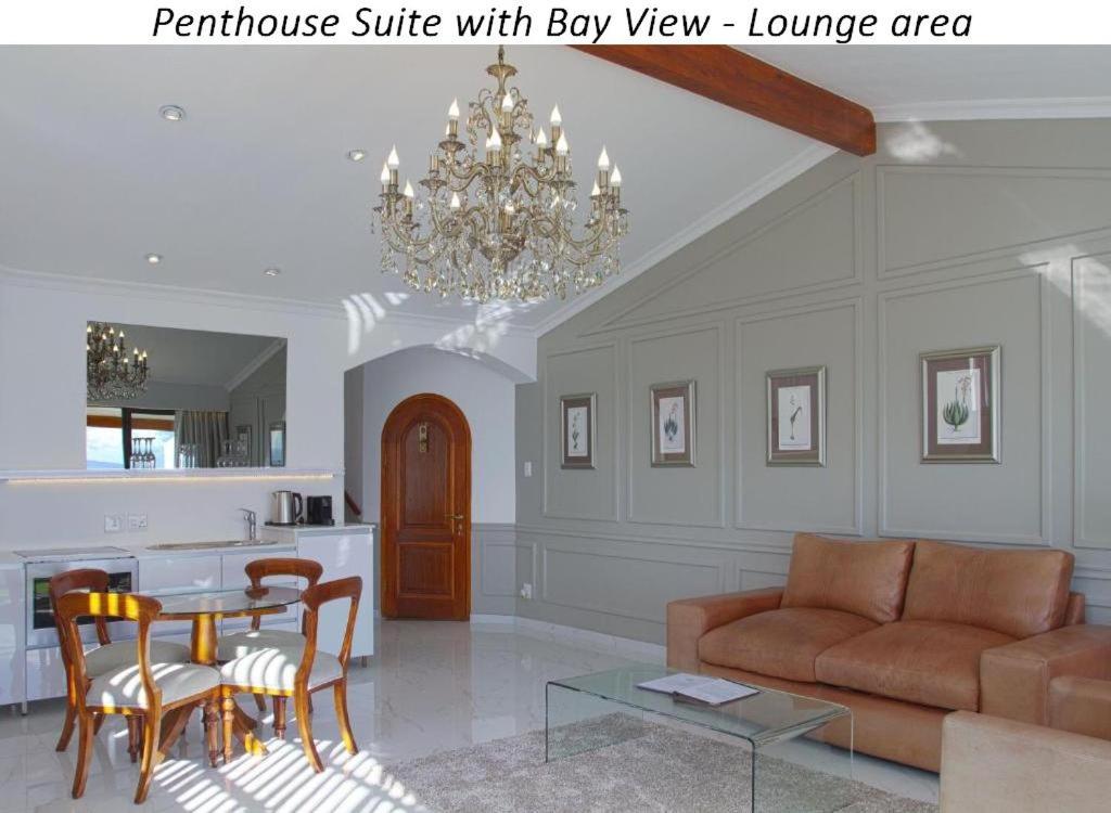 Penthouse Suite with Bay View - Photo 9