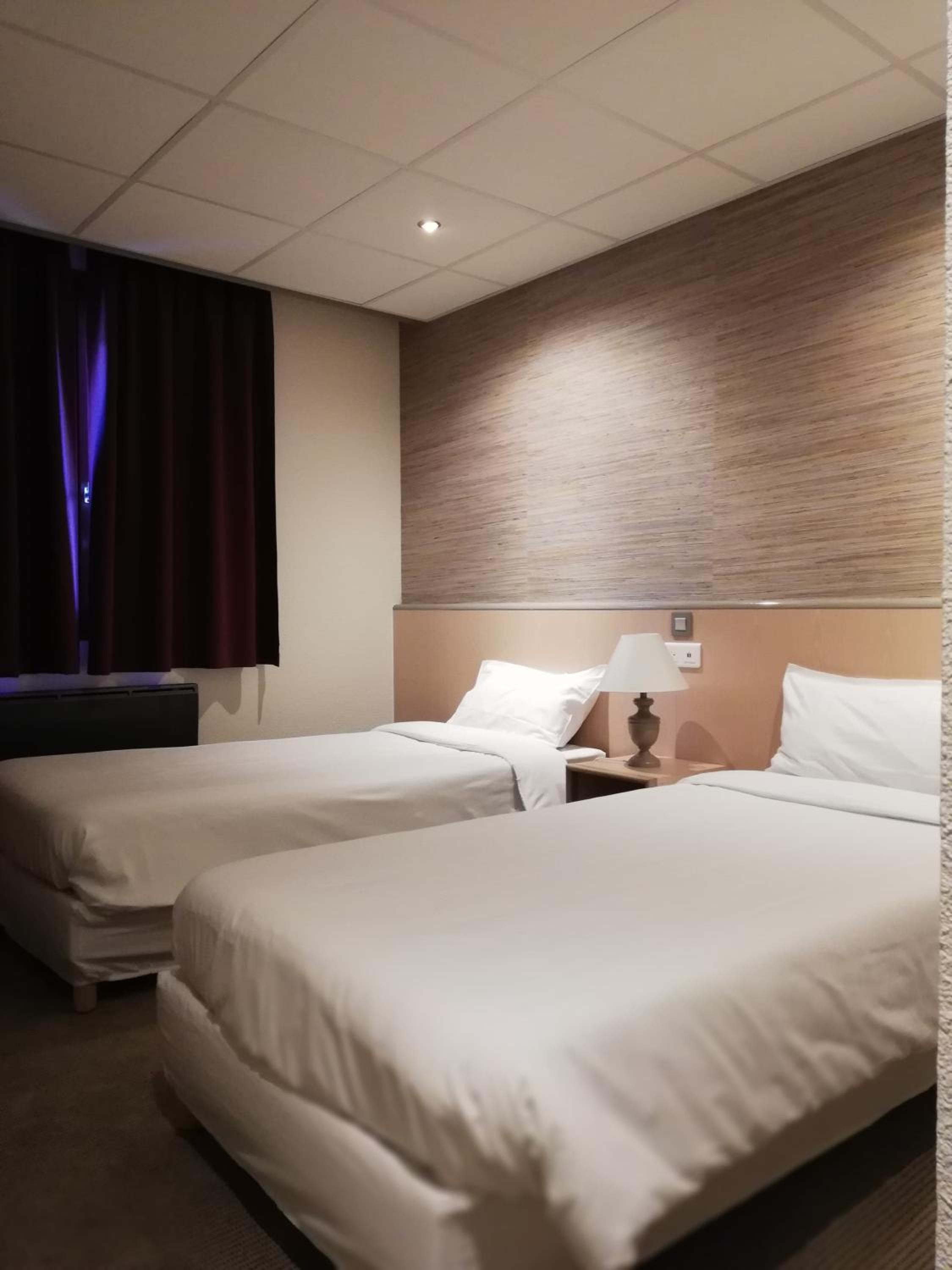 Superior Twin Room - Photo 2