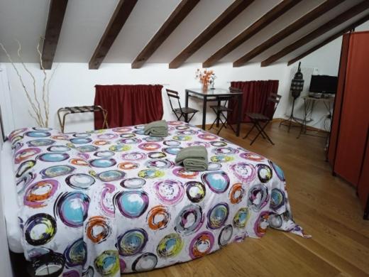 Quadruple Room with Bathroom - Photo 10