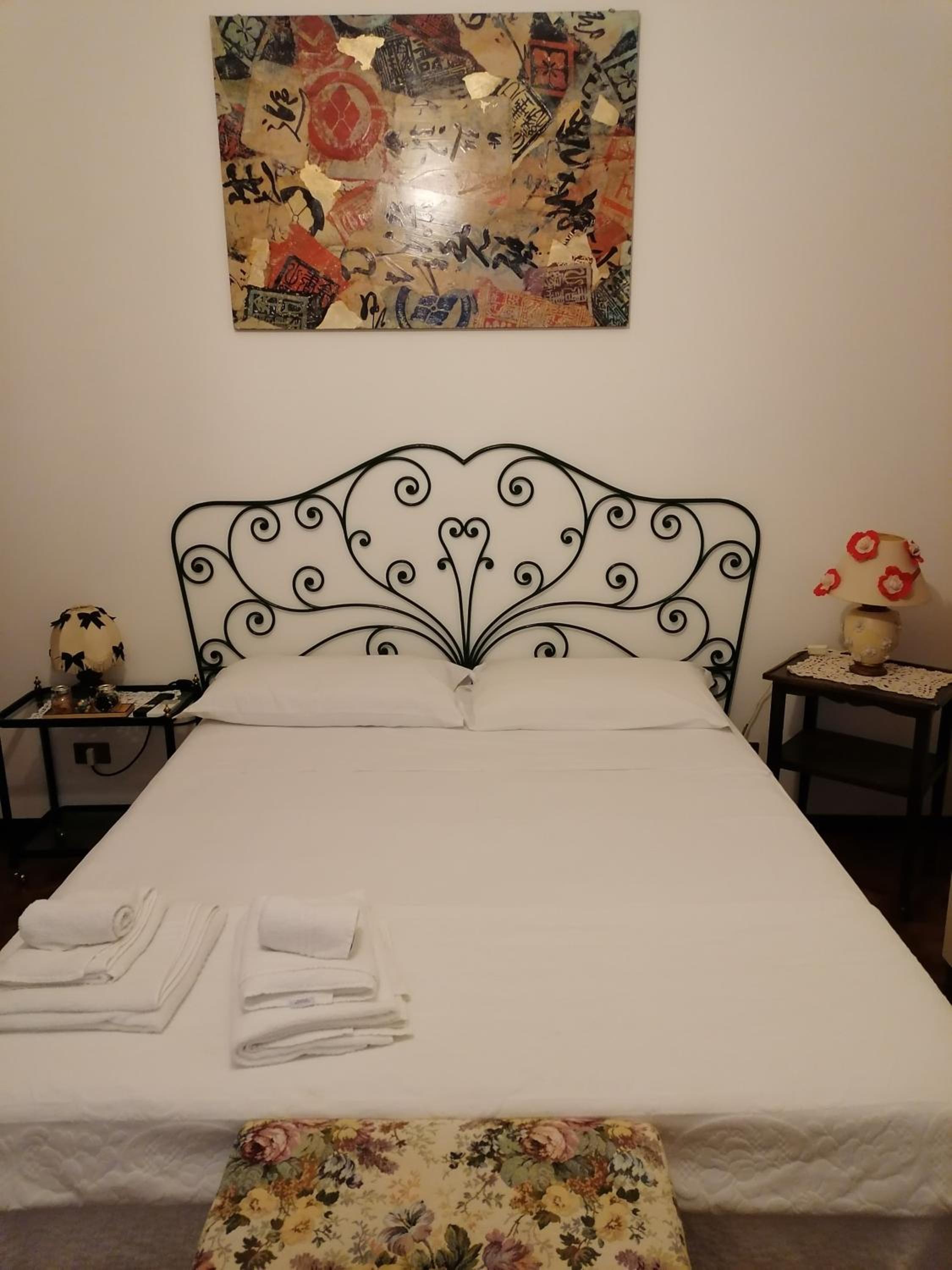 Double Room with Shared Bathroom photo 1
