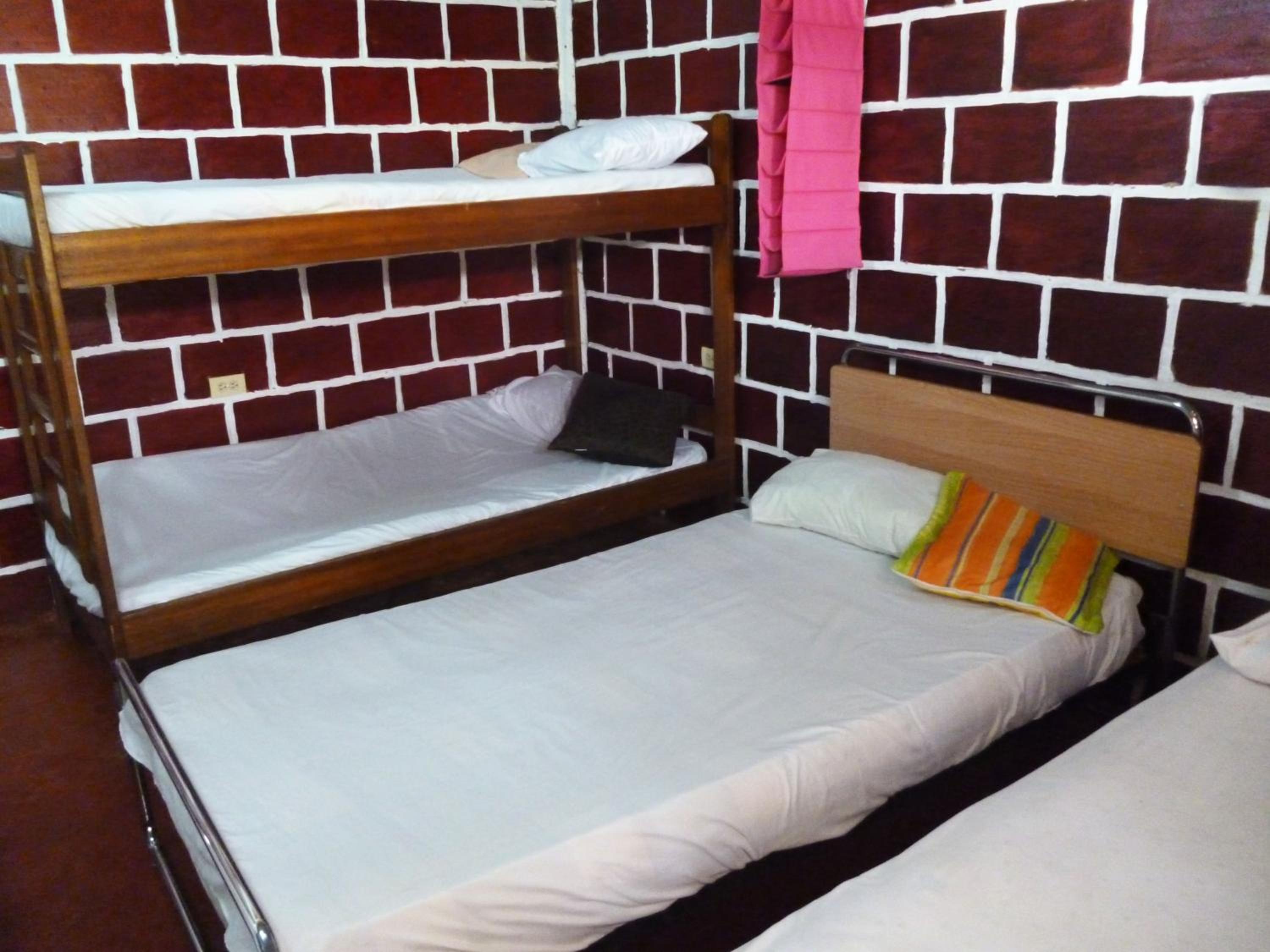 Three-Bedroom House photo 3