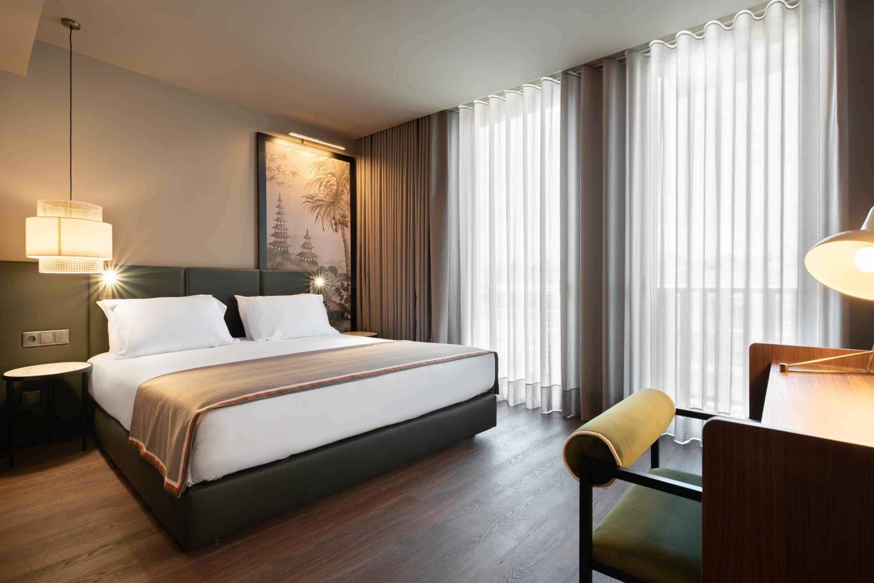 Double or Twin Room with Balcony - Photo 1