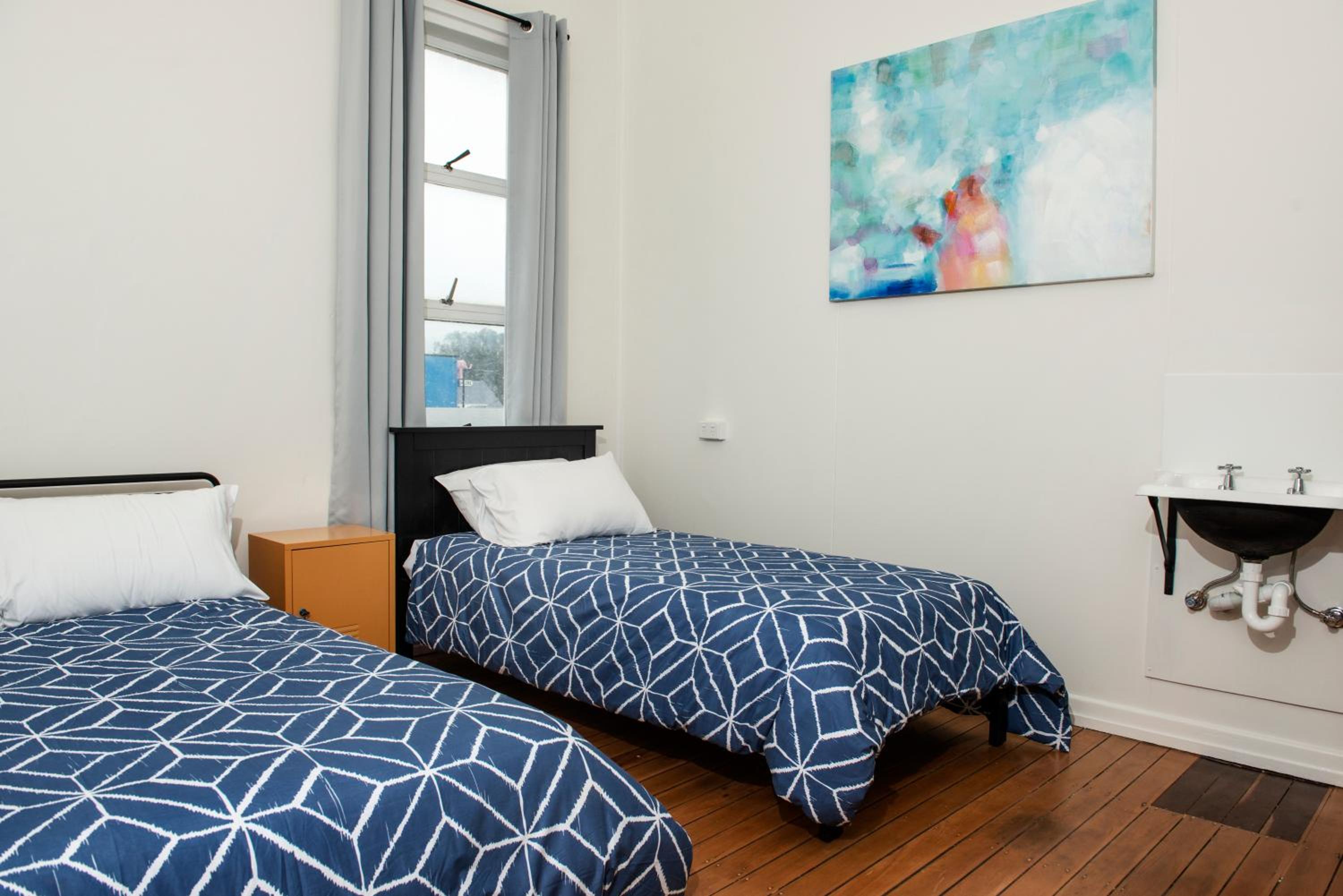 Family Room - Photo 14