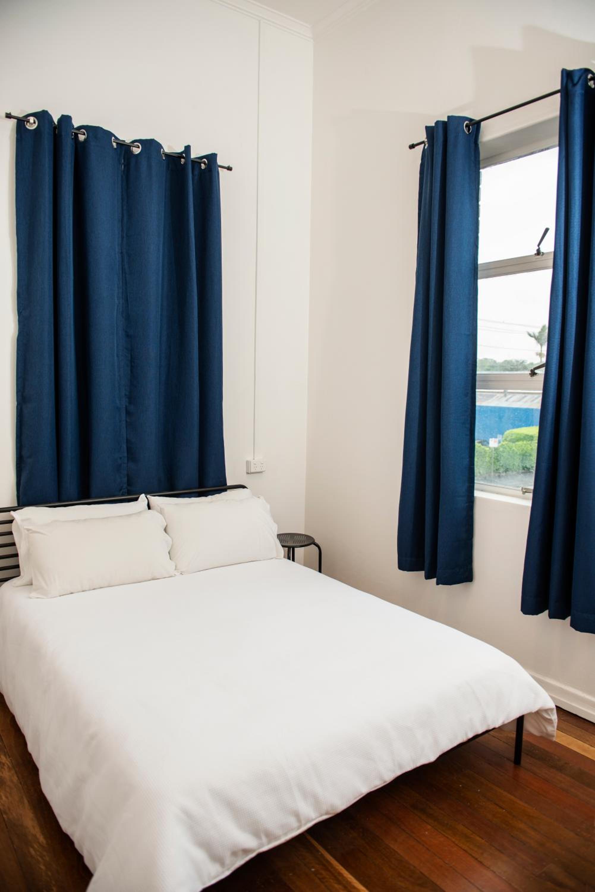 Double Room - Photo 15