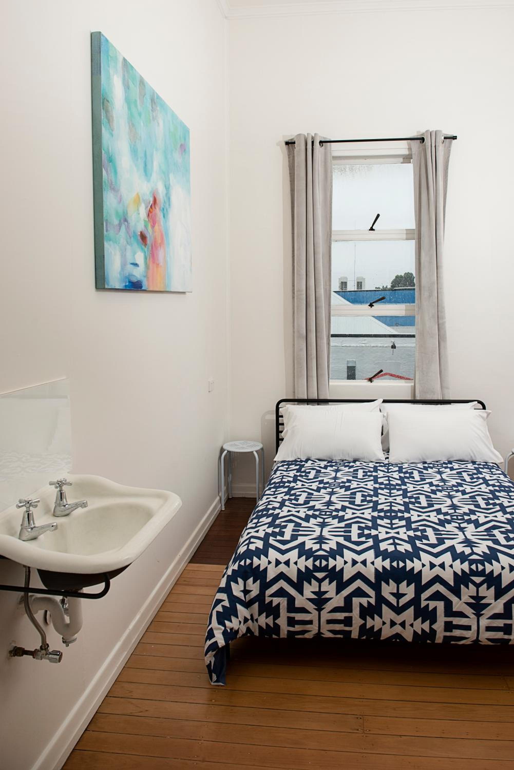 Double Room - Photo 16