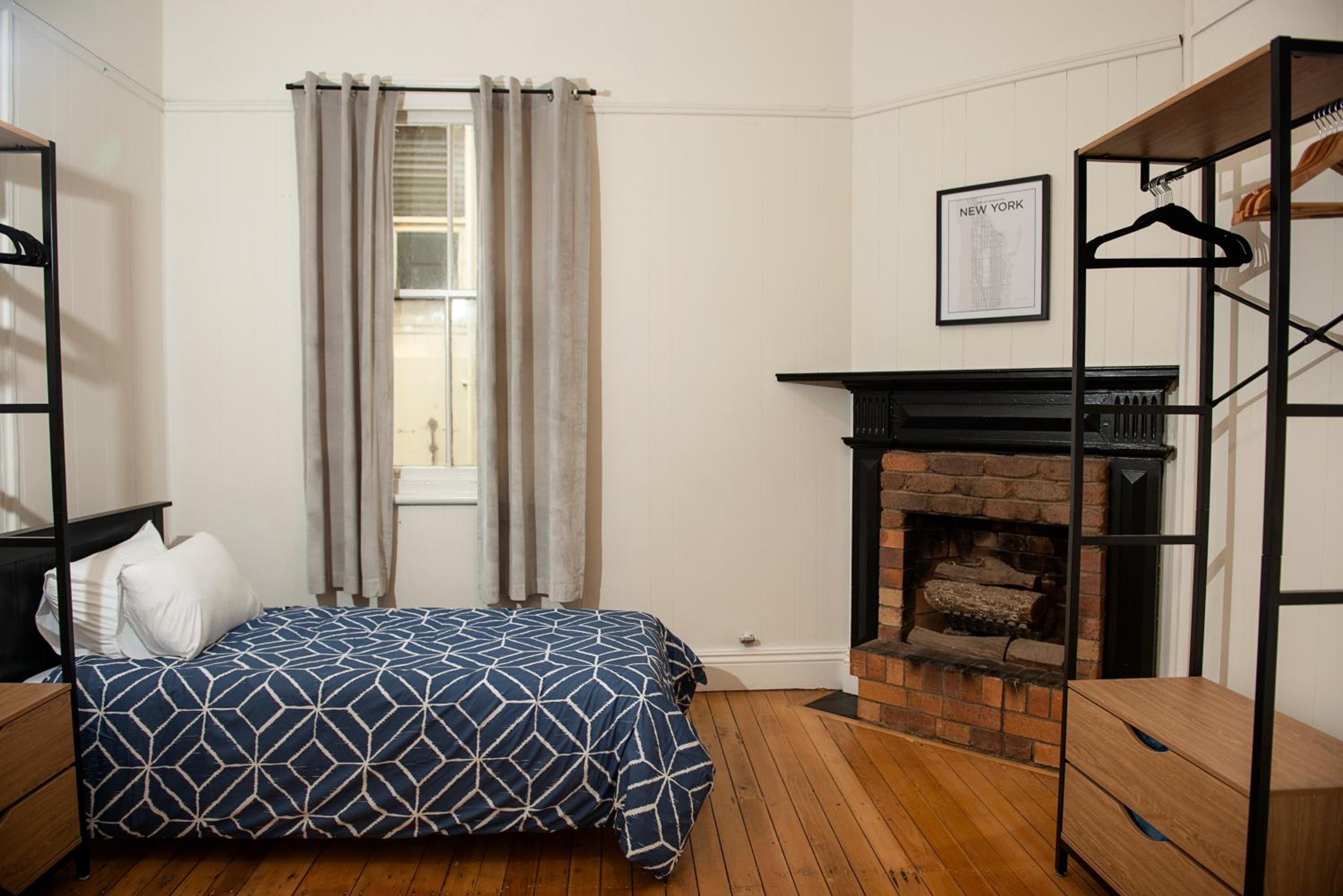 Family Room - Photo 16