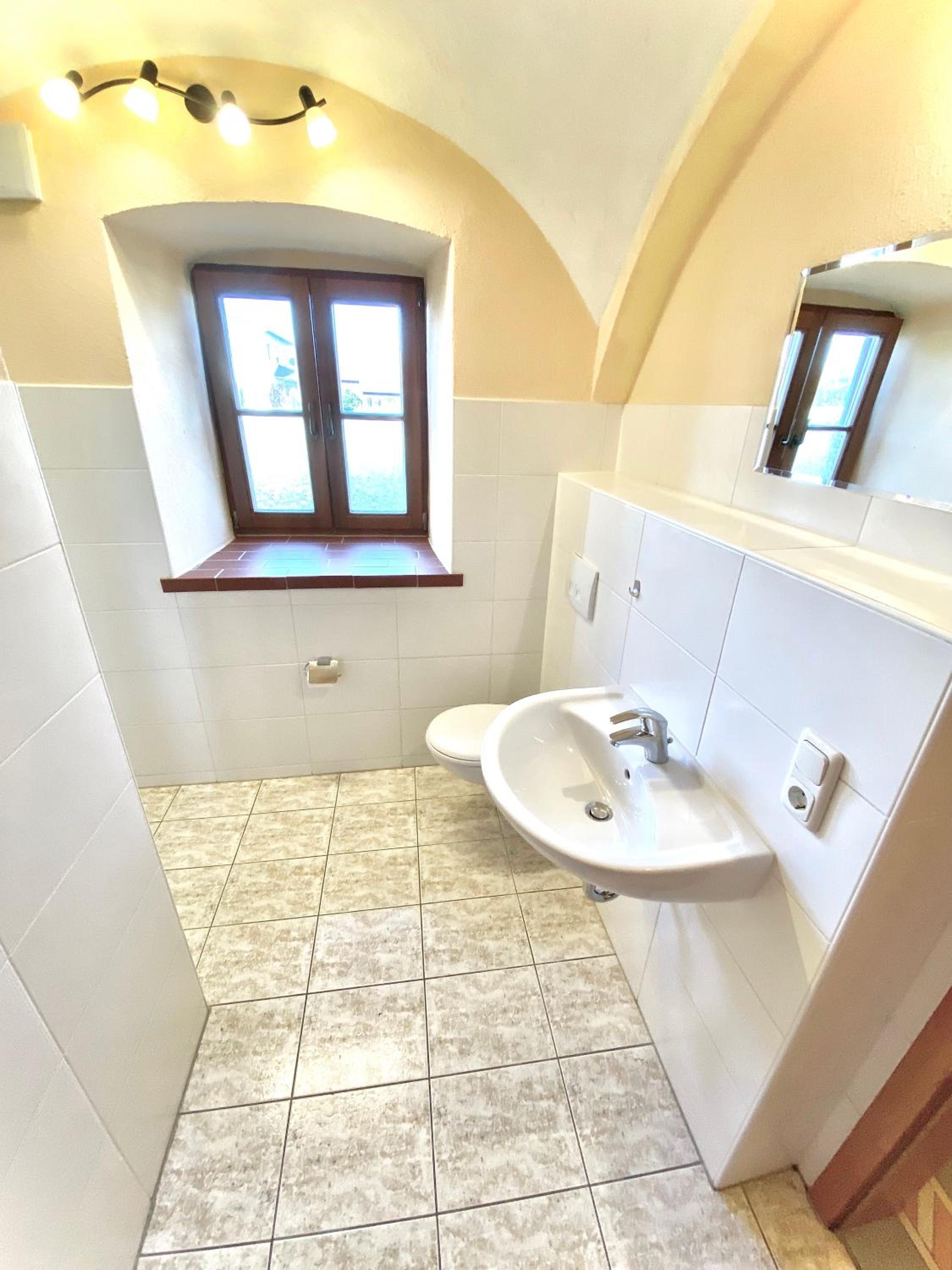 Three-Bedroom Apartment - Photo 9