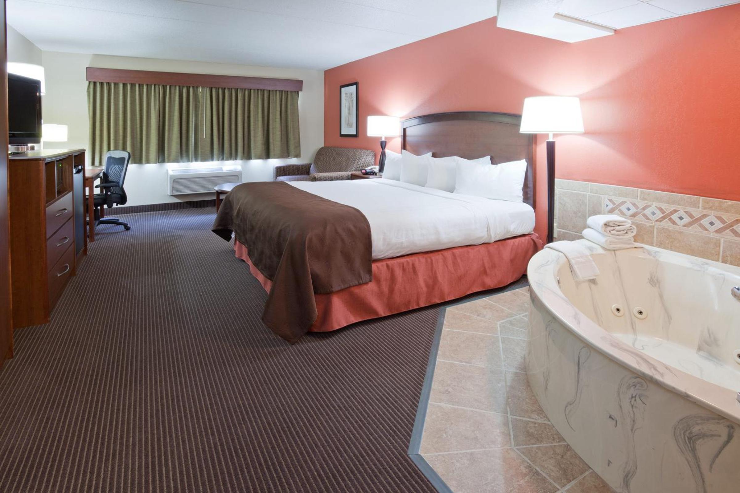 Superior King Room - Non-Smoking photo 2