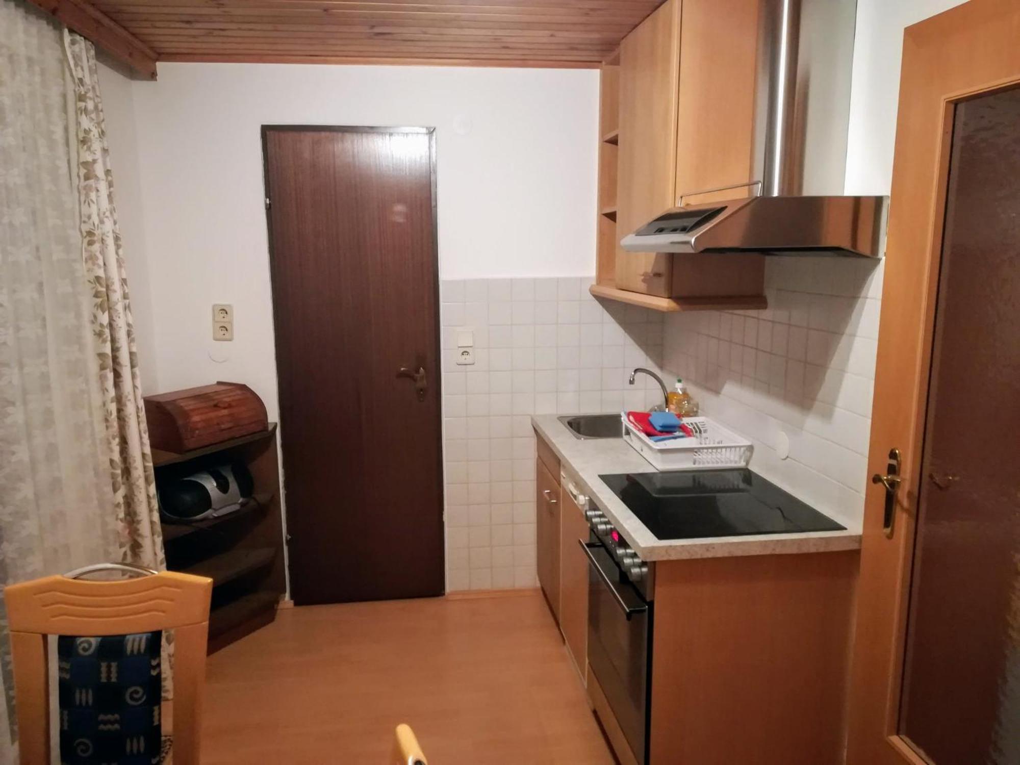 One-Bedroom Apartment - Photo 6