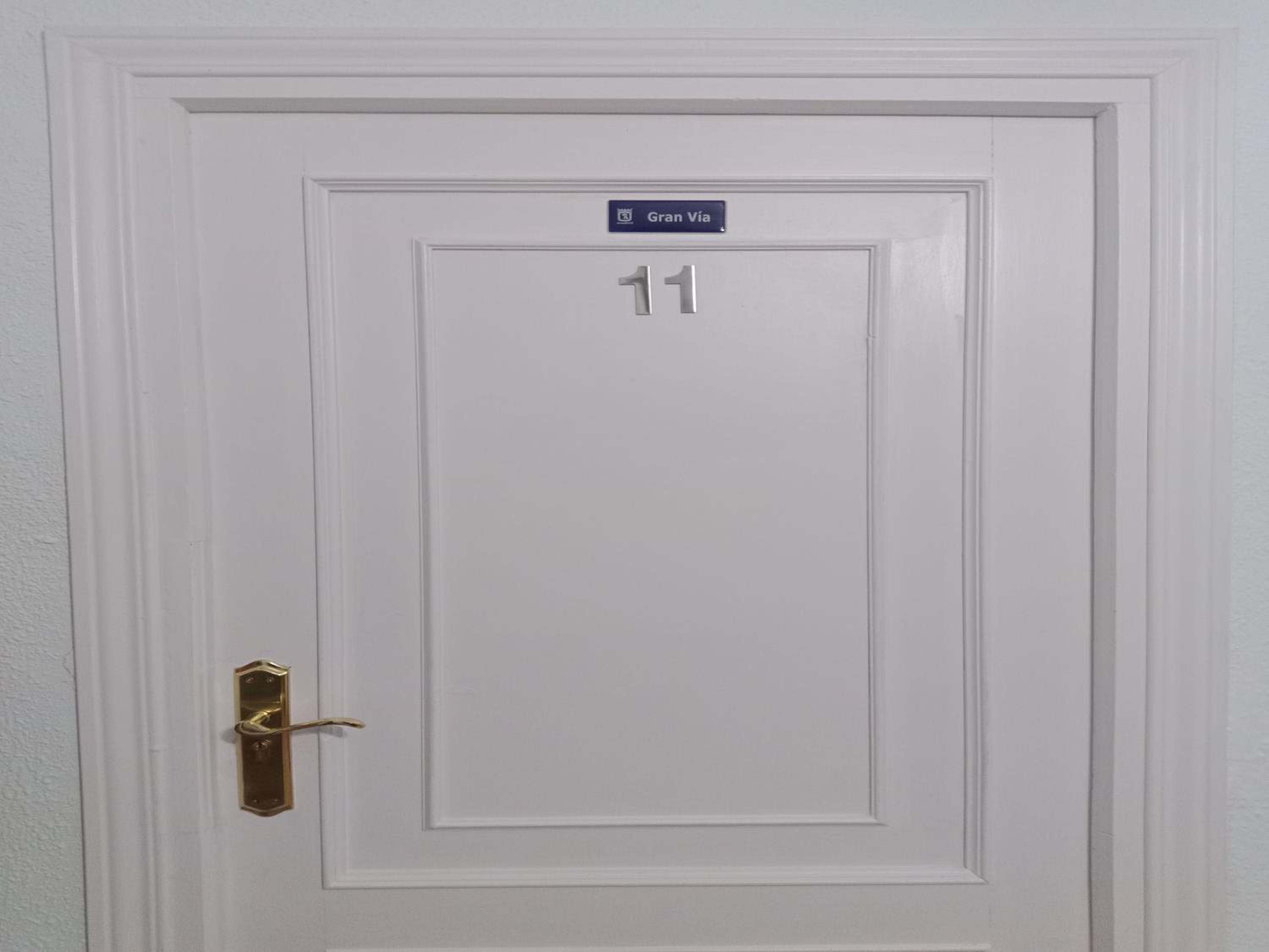Double Room with Extra Bed - Photo 16