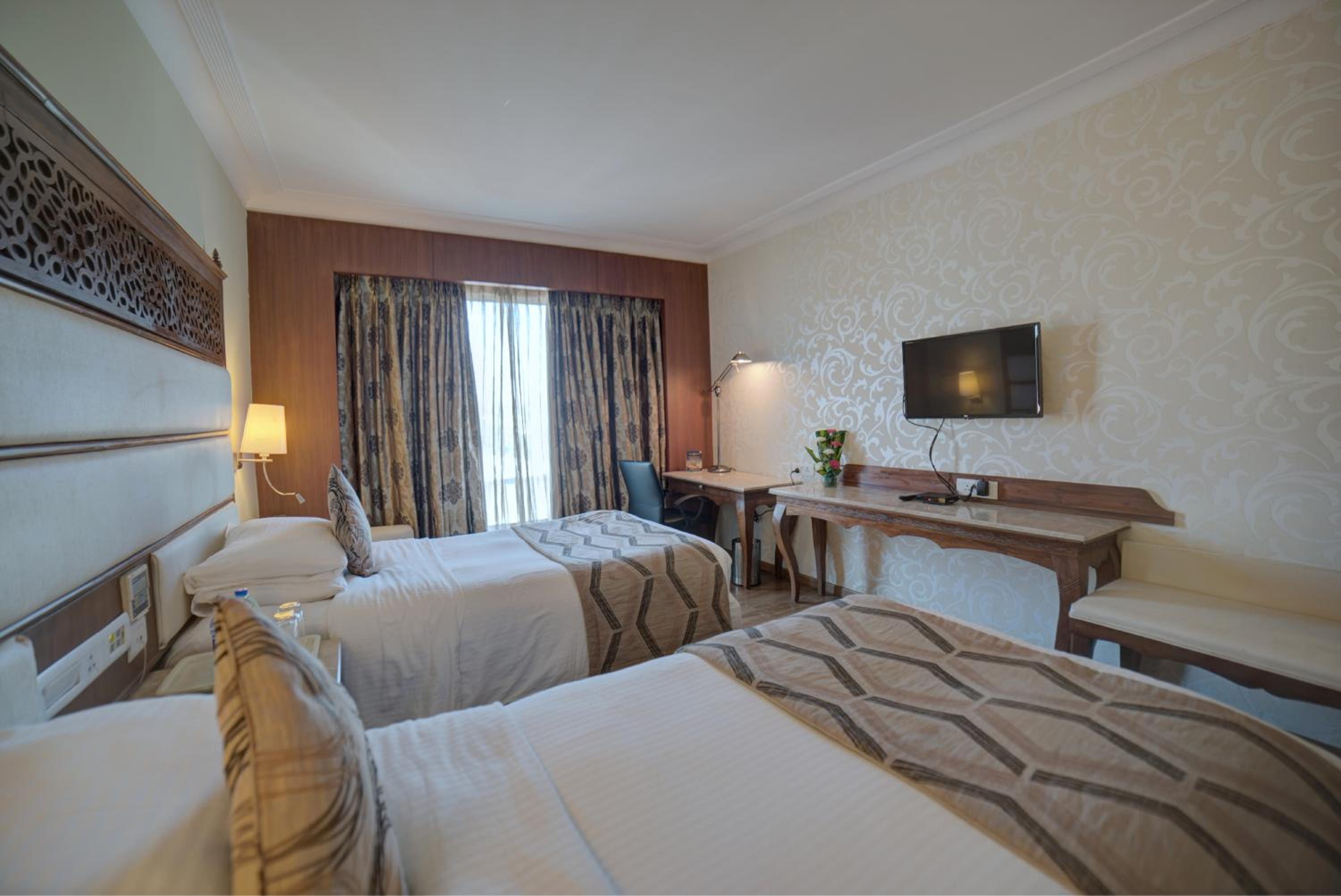 Superior Room - Photo 5