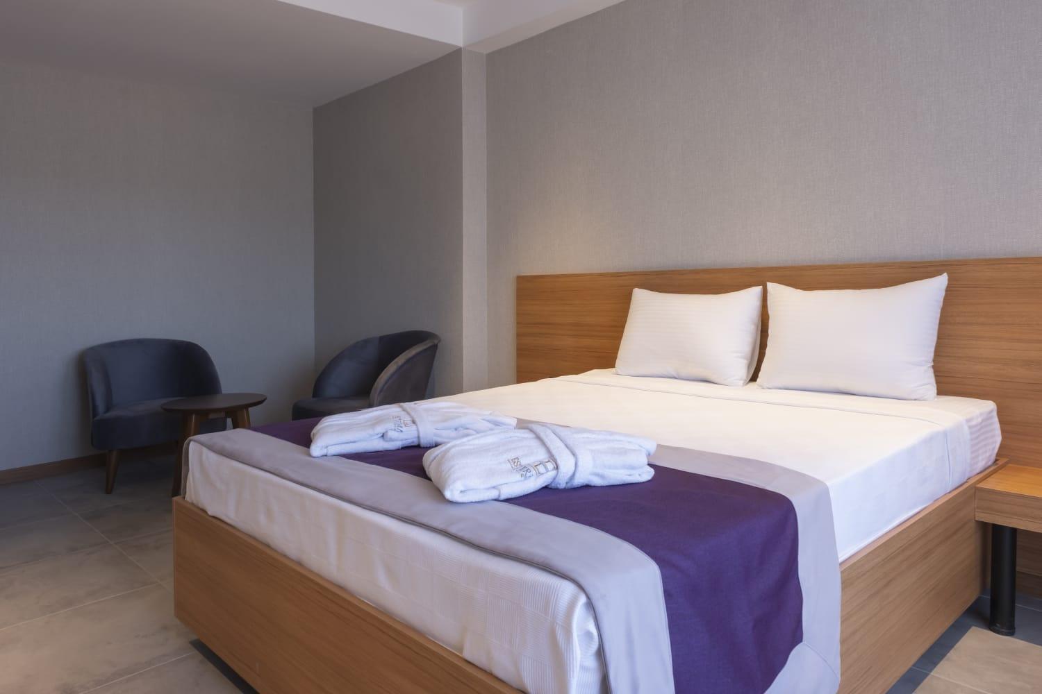 Standard Double Room - Photo 4