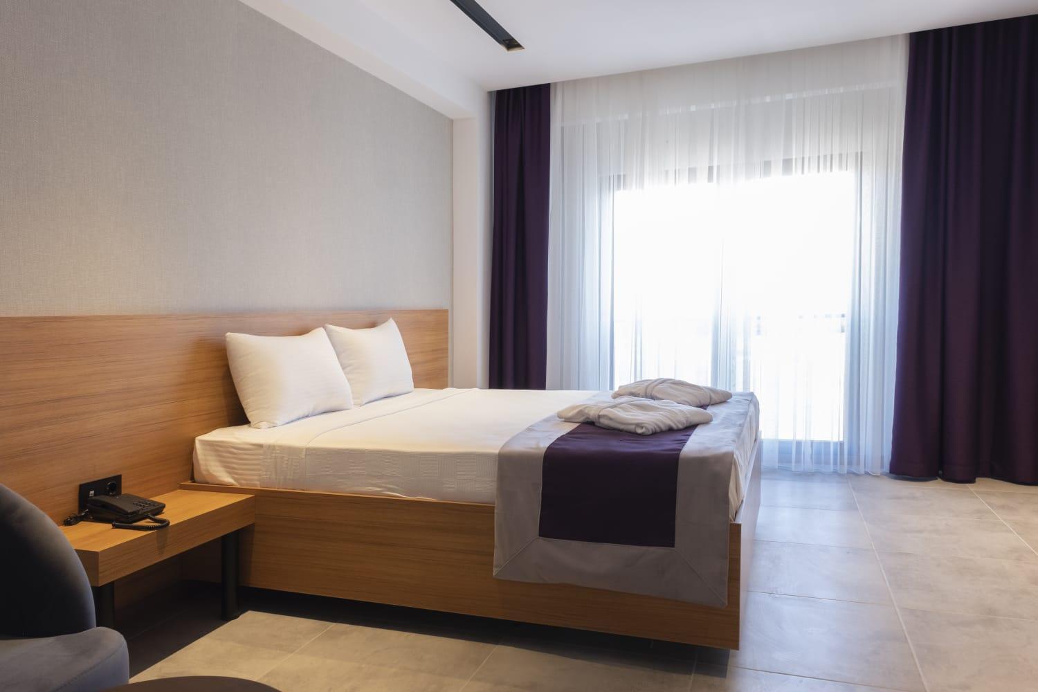 Standard Double Room - Photo 3