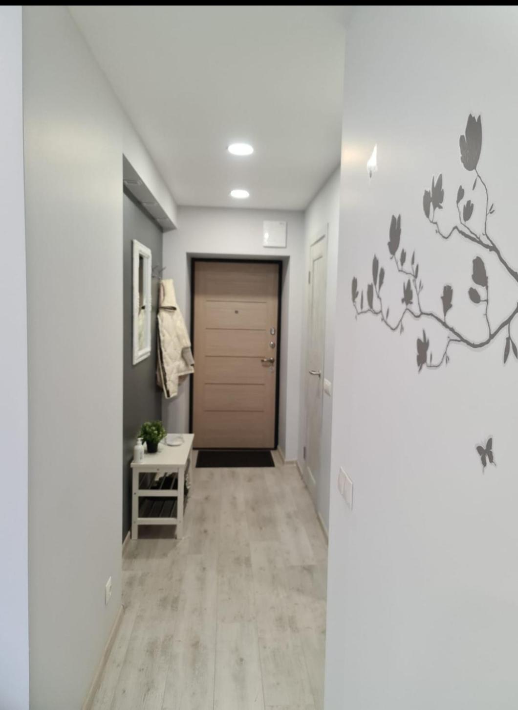 One-Bedroom Apartment - Photo 18