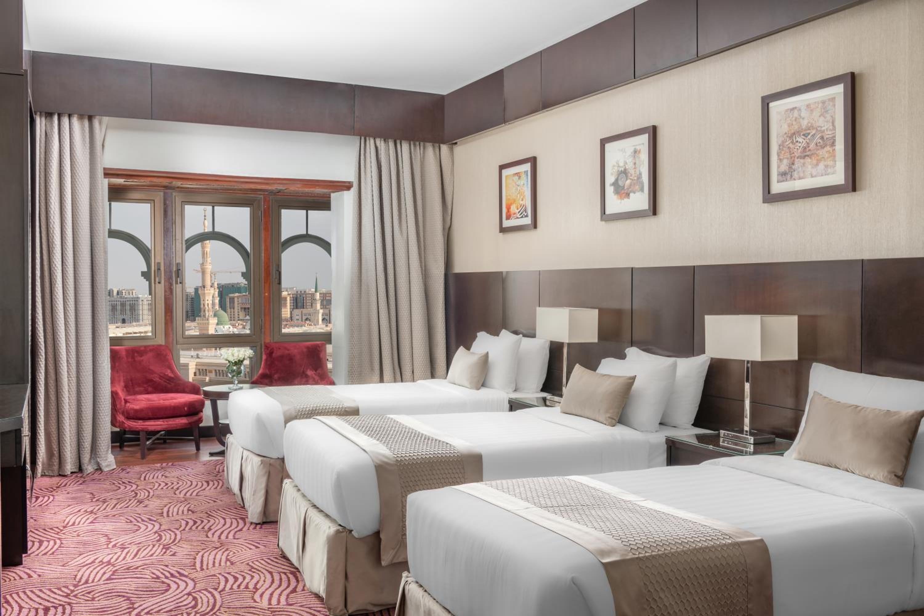 Deluxe Triple Room - Photo 1