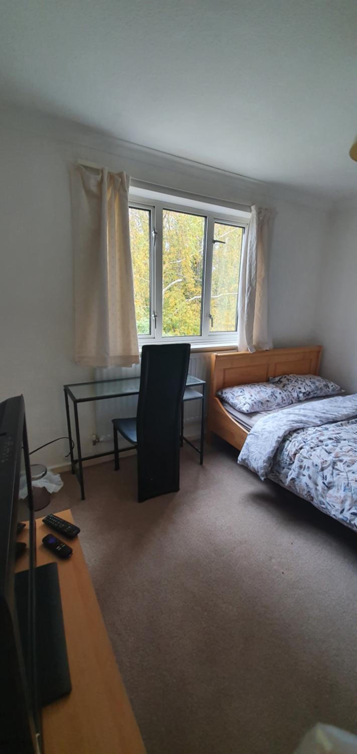 Double Room - Photo 5