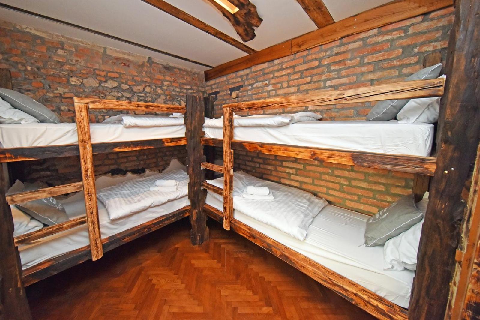 Apartment - Ground Floor photo 3