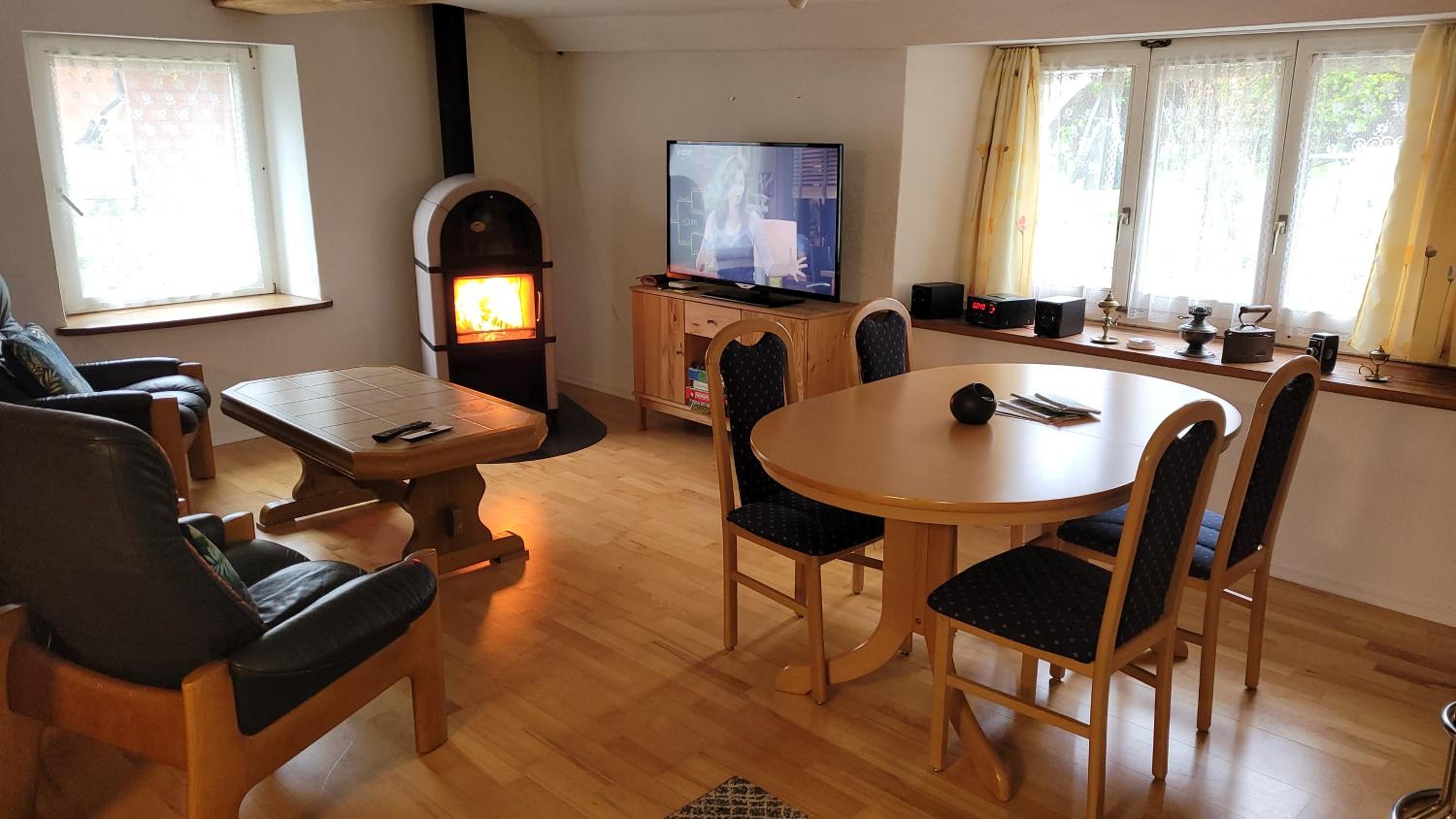 Apartment photo 2