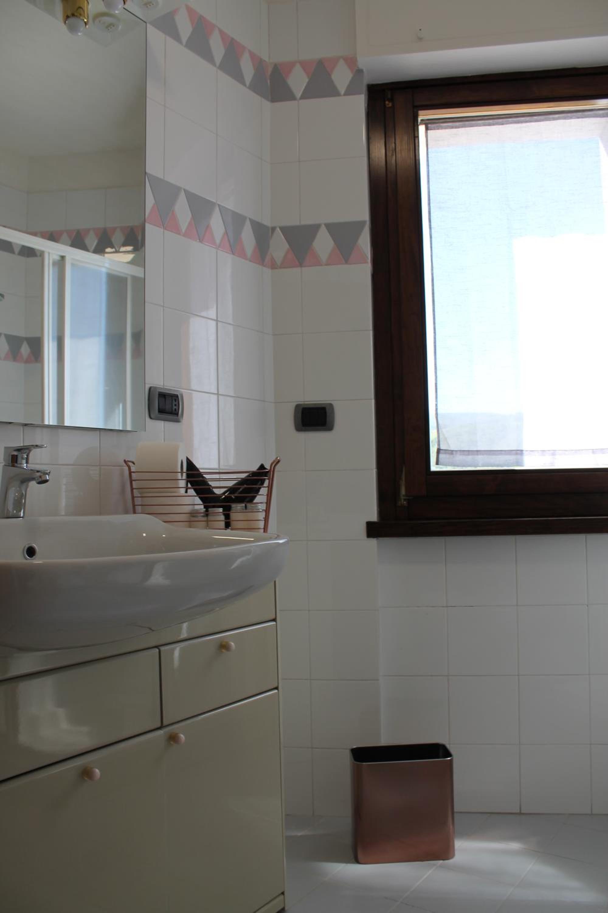 Triple Room with Private Bathroom photo 3