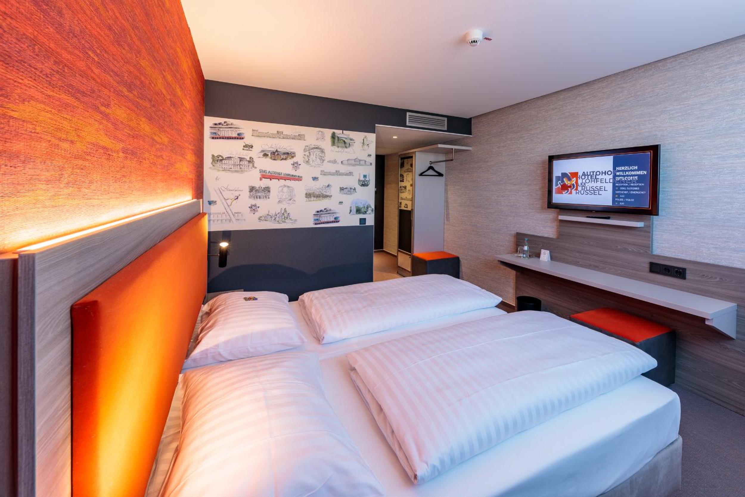 Double or Twin Room - Photo 7