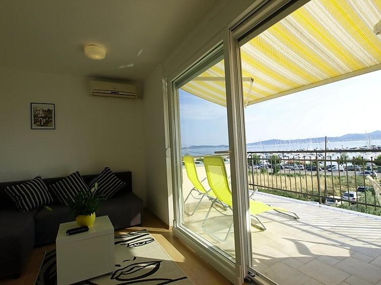 Apartment with Sea View