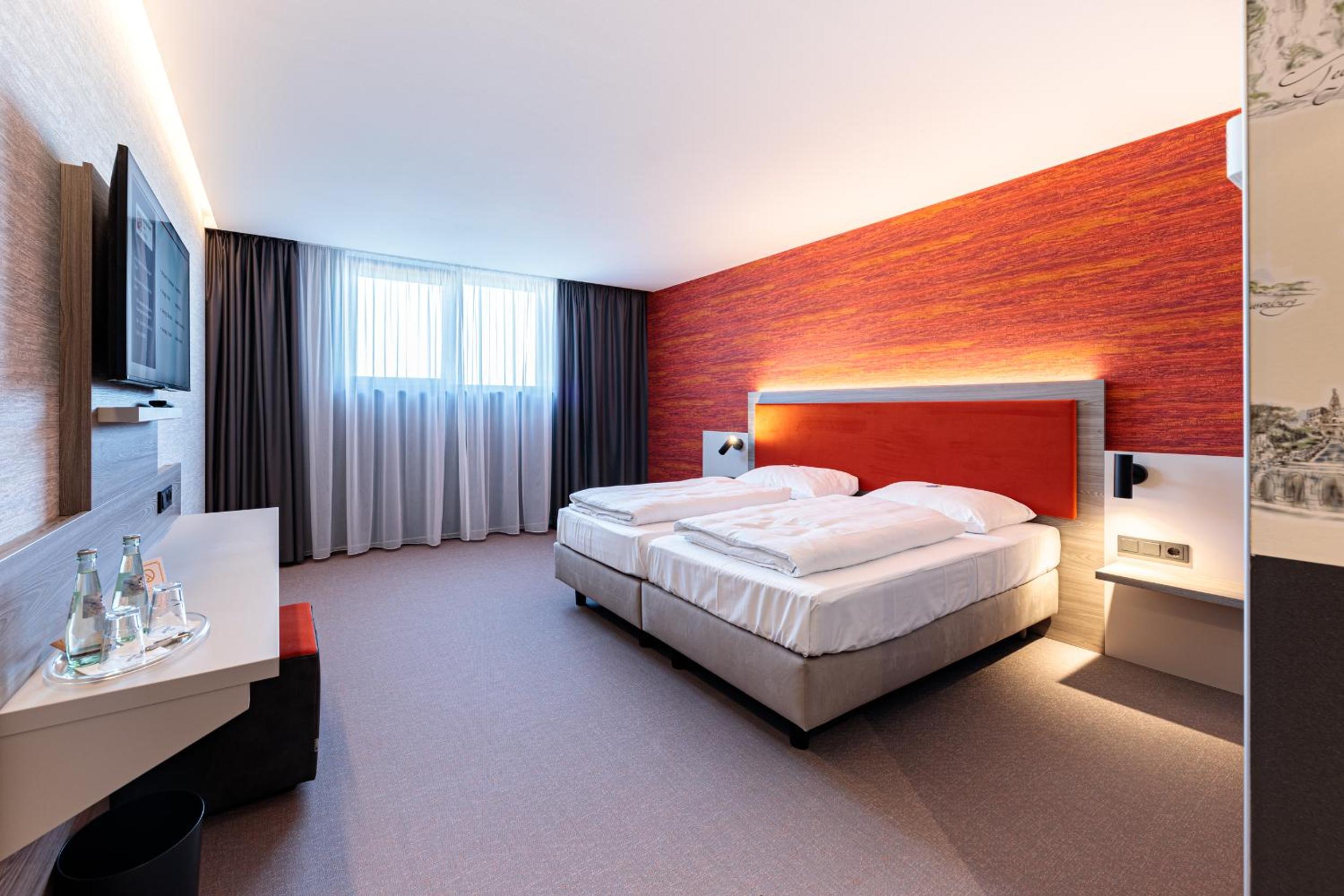 Double or Twin Room - Disability Access - Photo 7