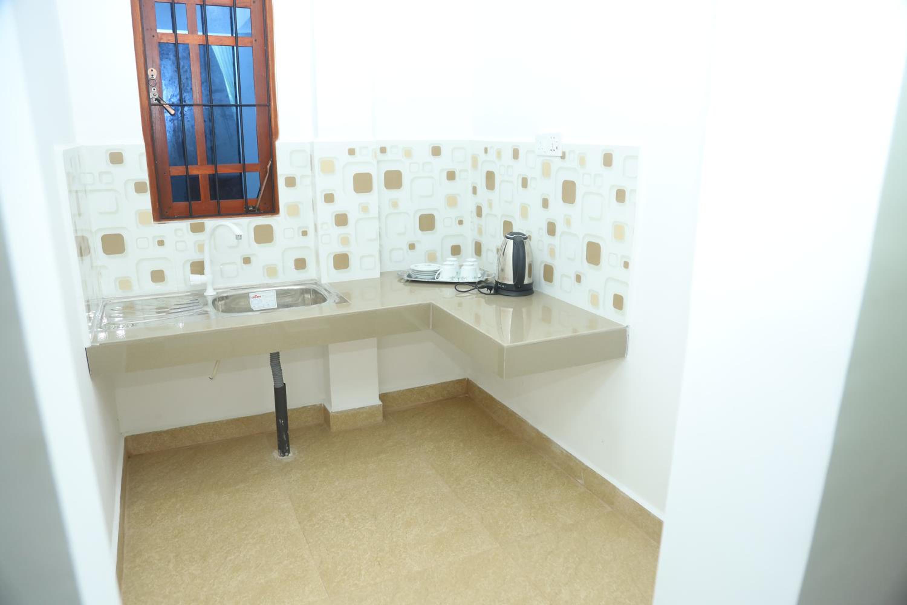 Family Room with Private Bathroom photo 3
