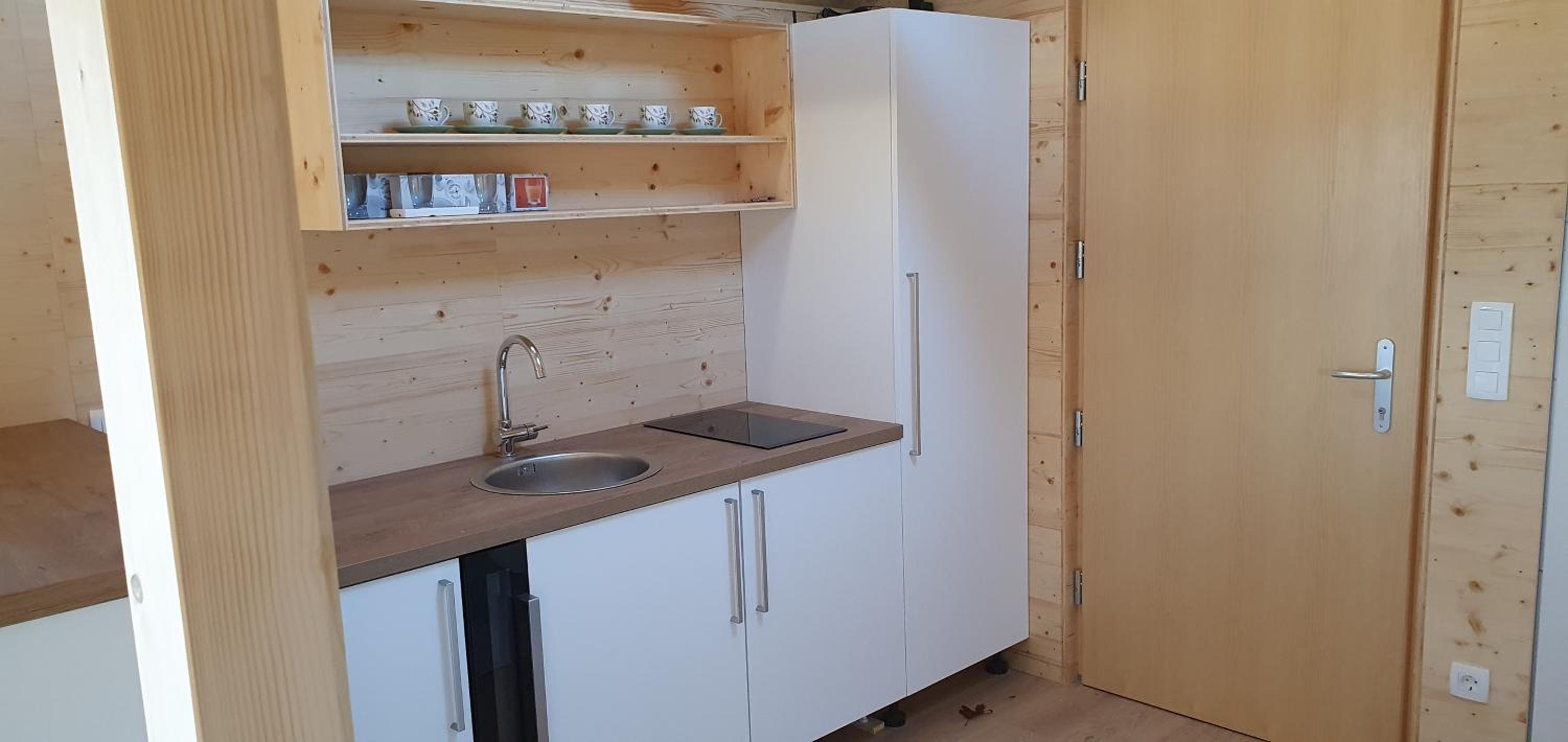 One-Bedroom House - Photo 35