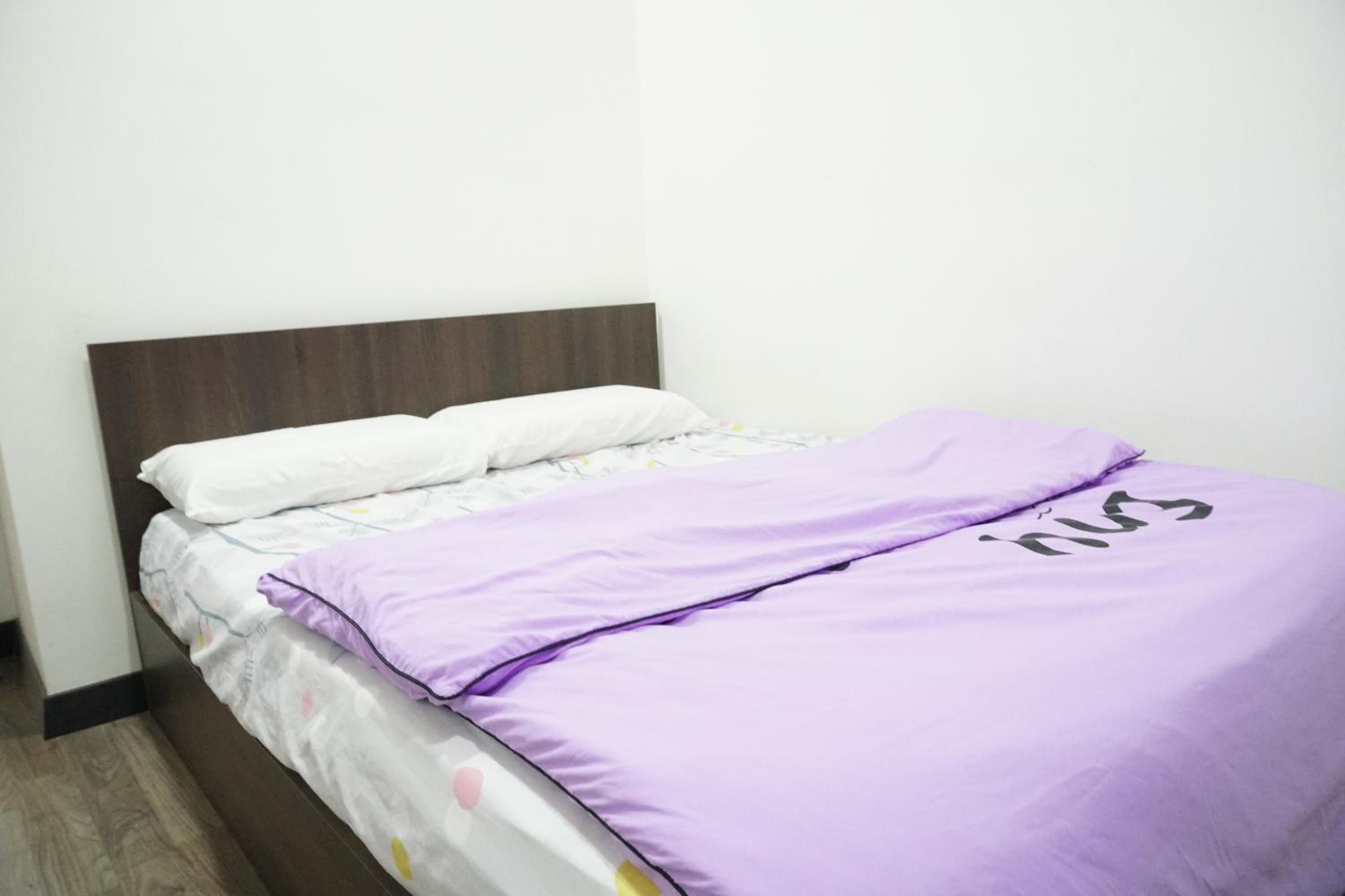 Three-Bedroom Apartment - Photo 6