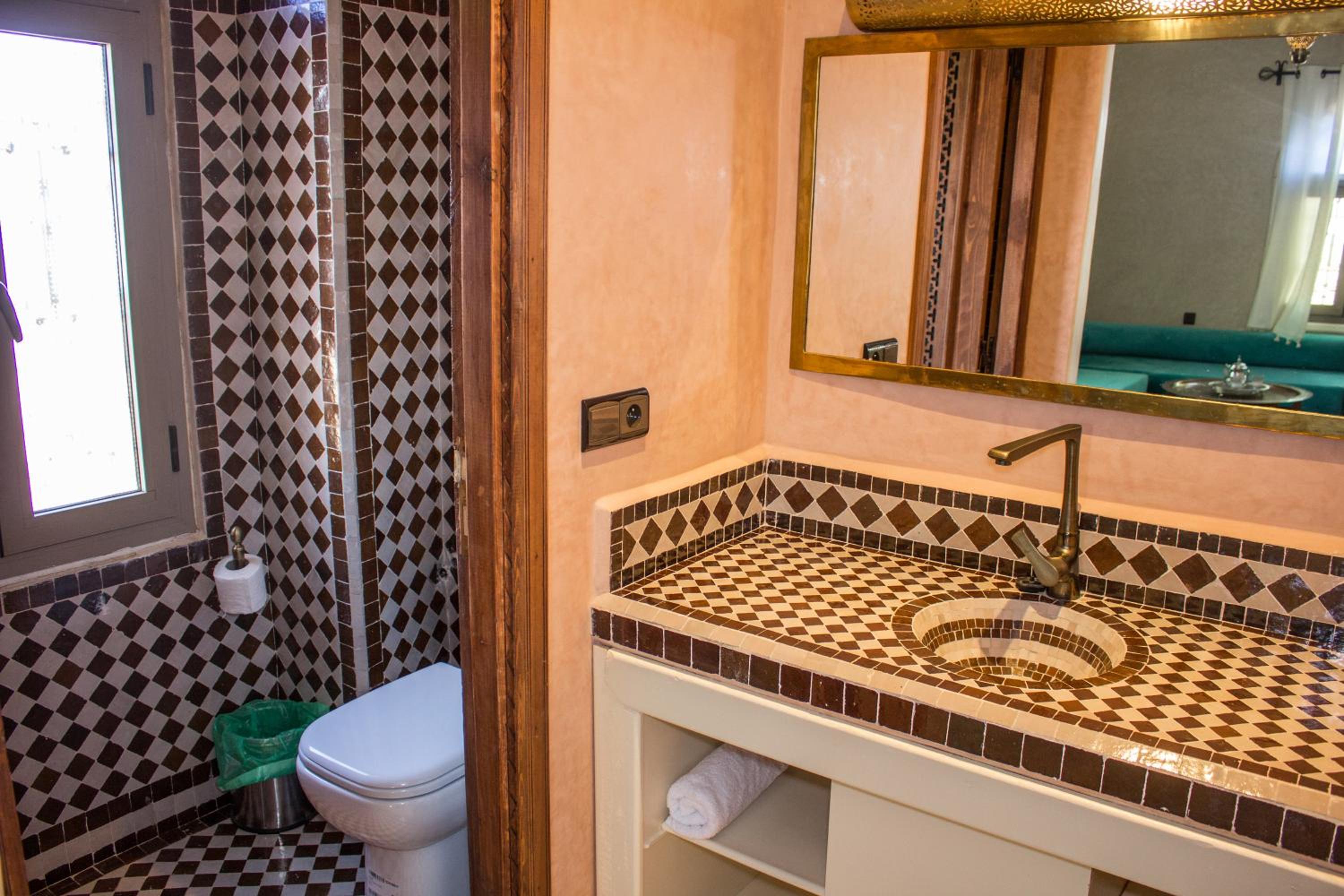 Comfort Triple Room - Photo 13