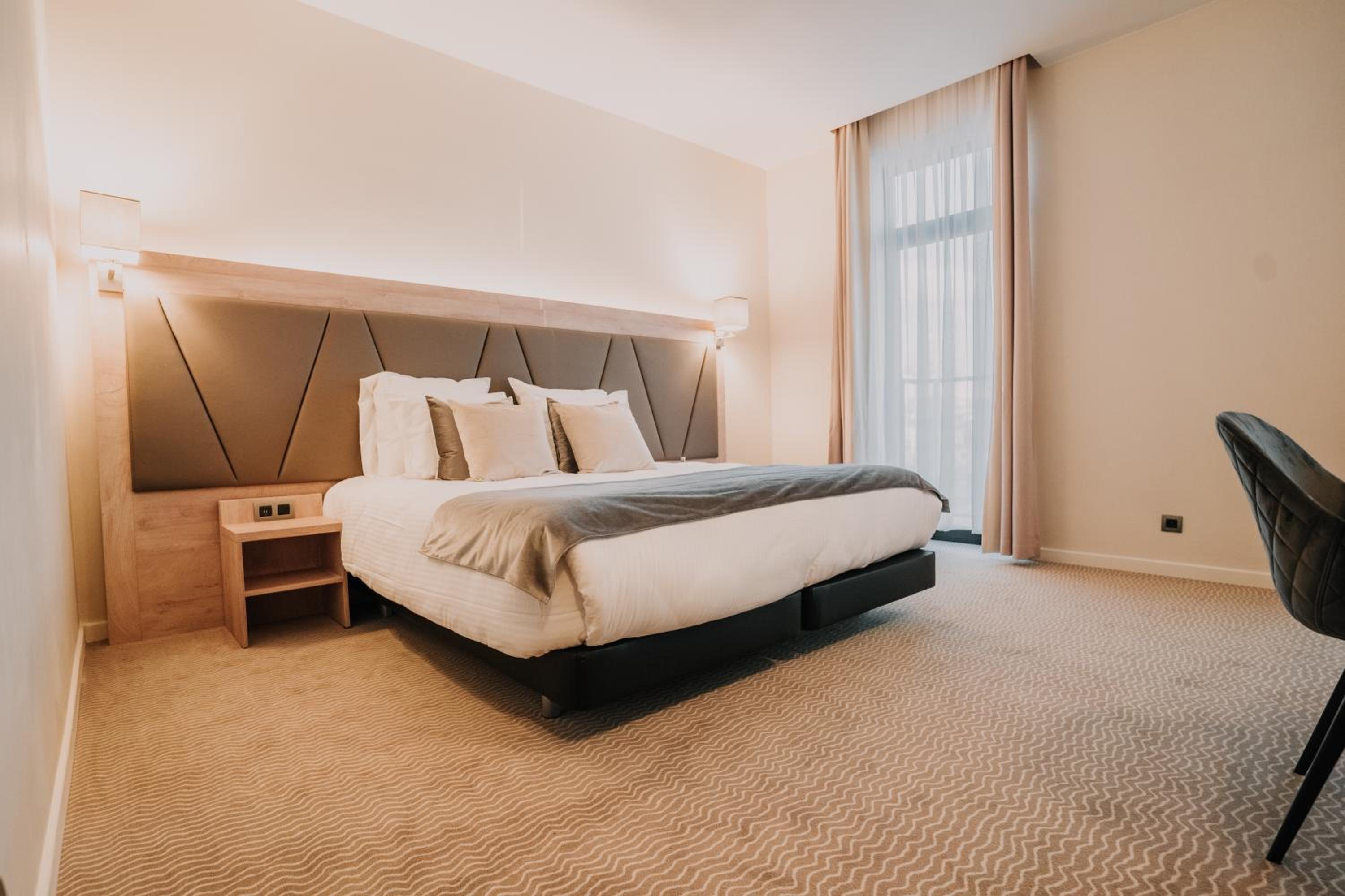Superior Double Room - Photo 3