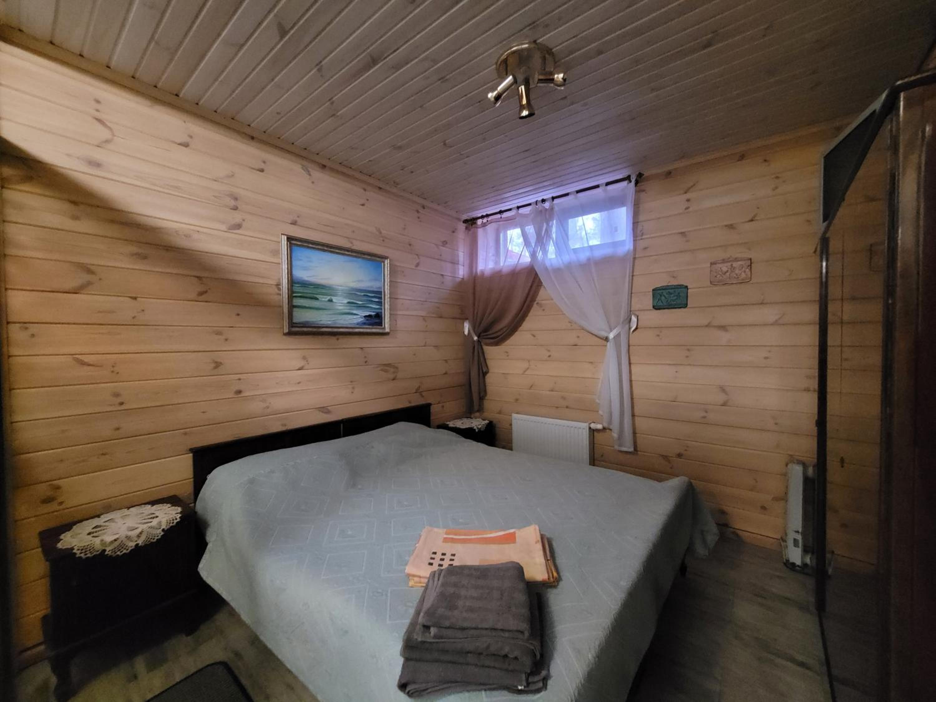 Three-Bedroom House photo 1
