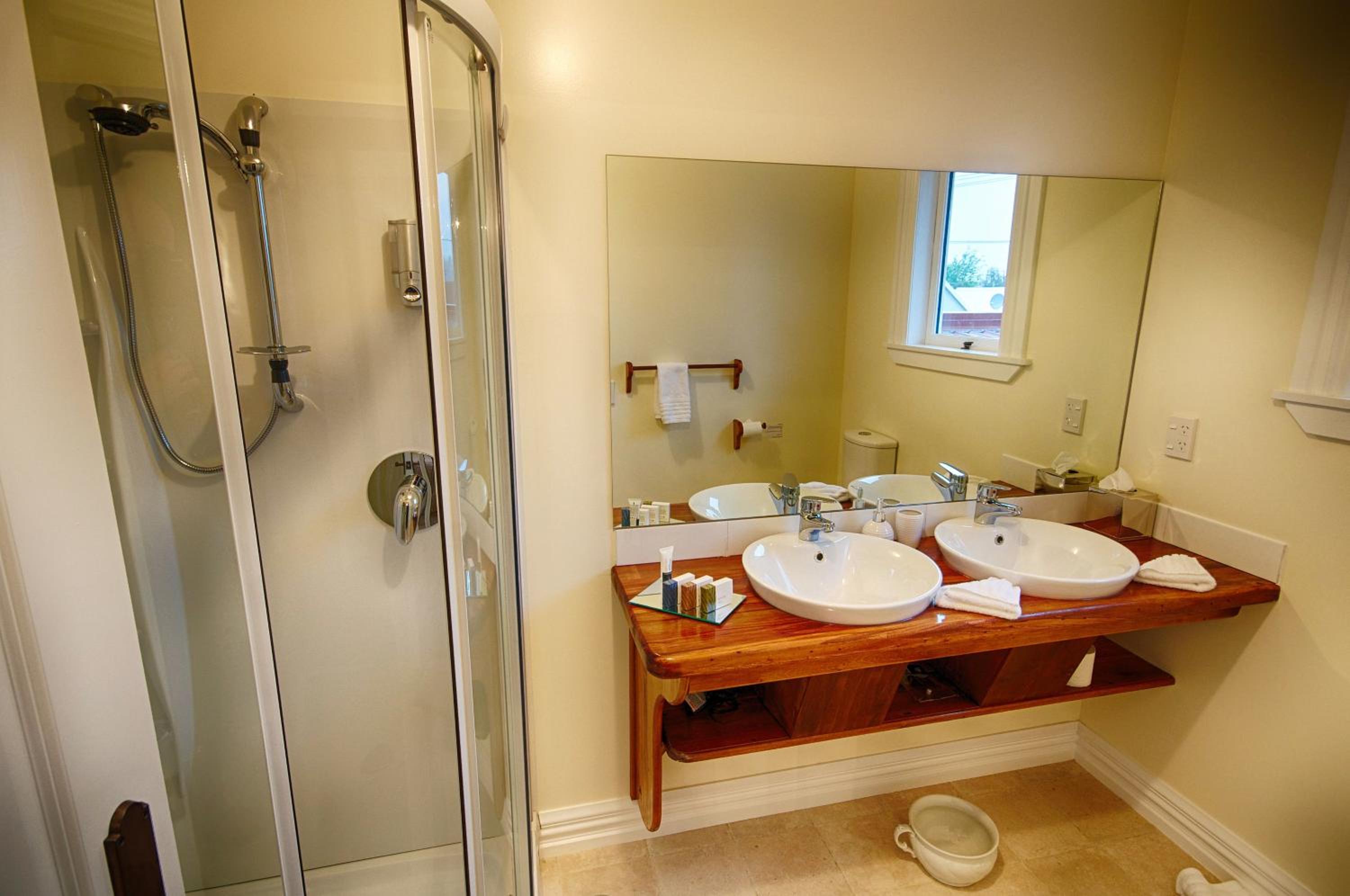 Deluxe Twin Room photo 2