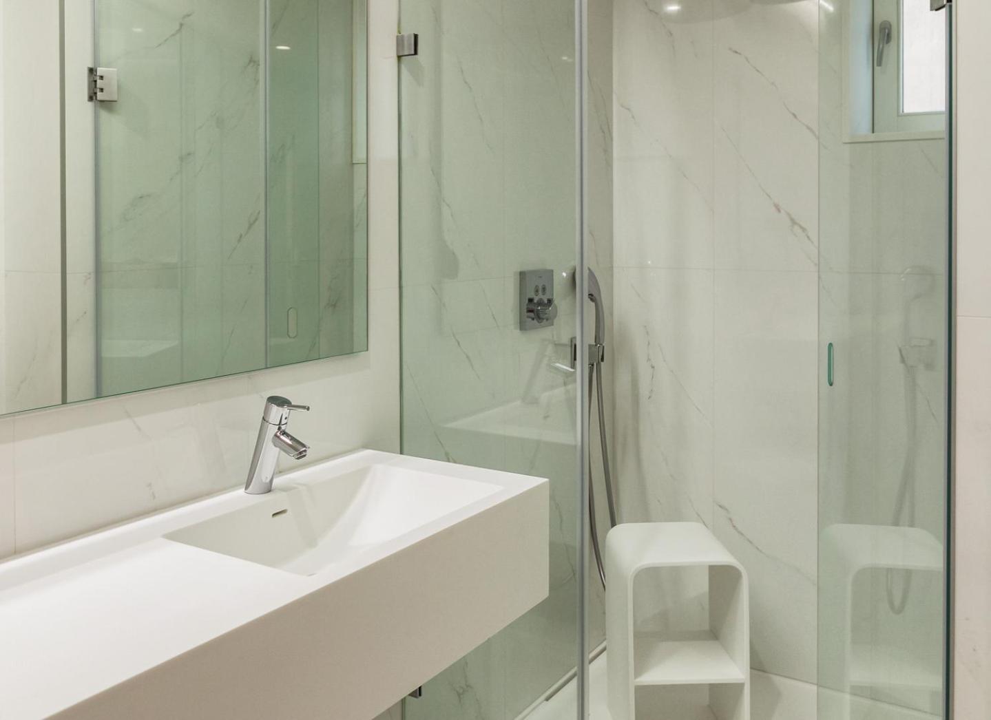 Double or Twin Room - Photo 18