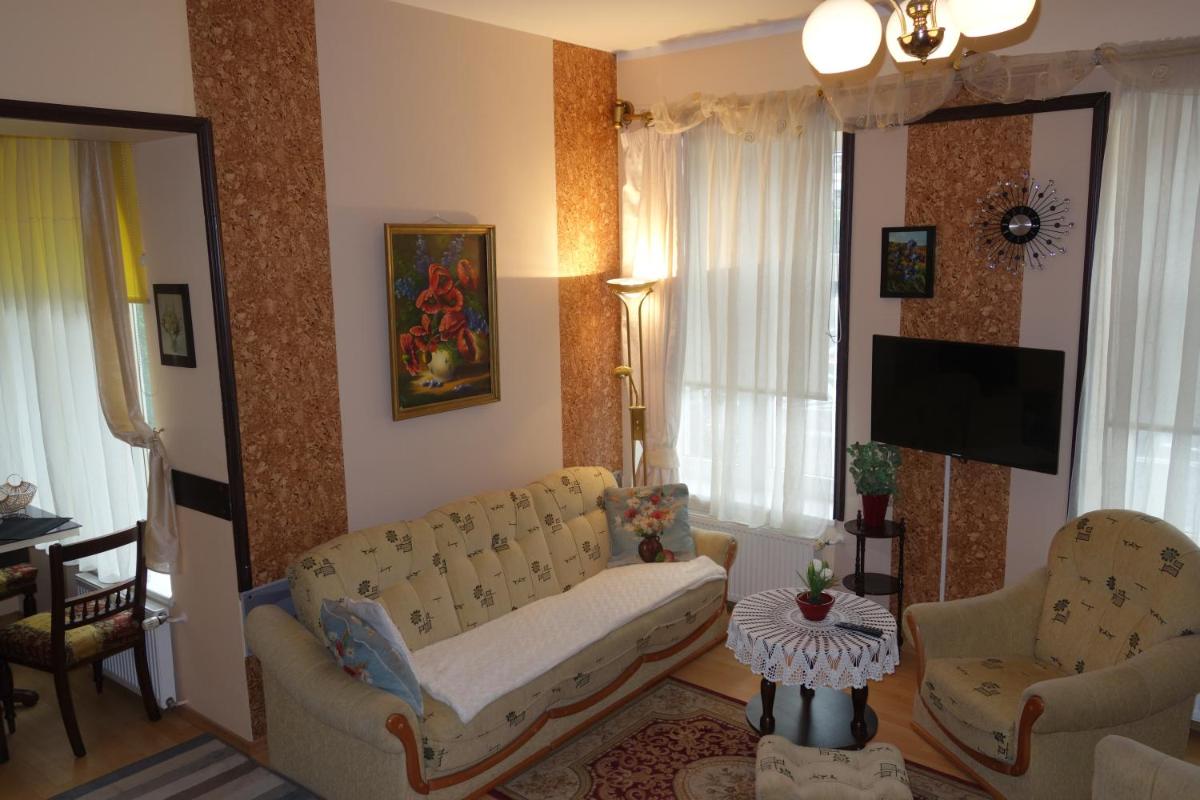 One-Bedroom Apartment - Annex photo 2