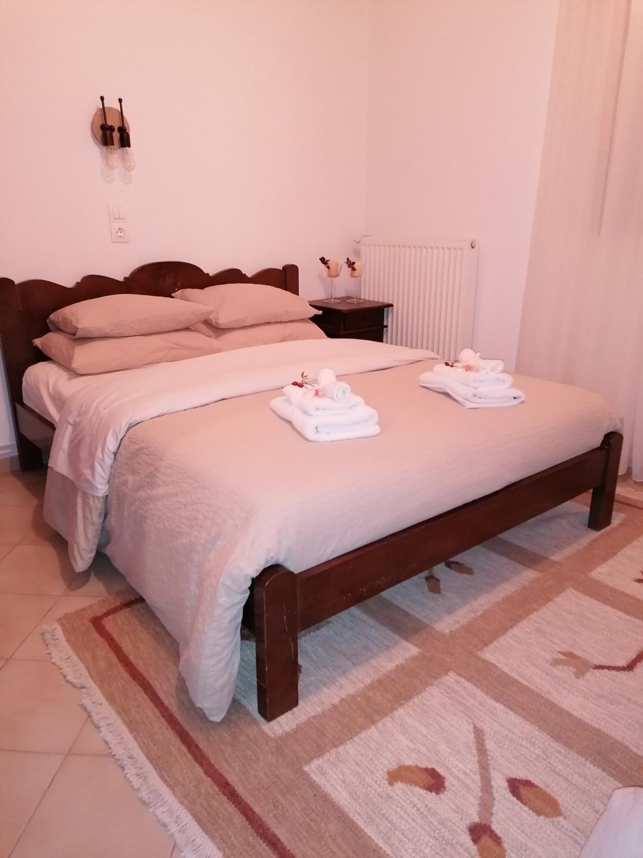 Two-Bedroom House photo 3